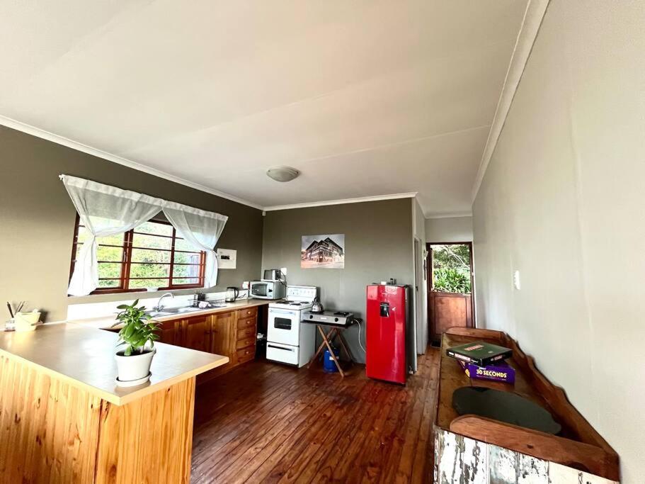Two-Bedroom House photo 3