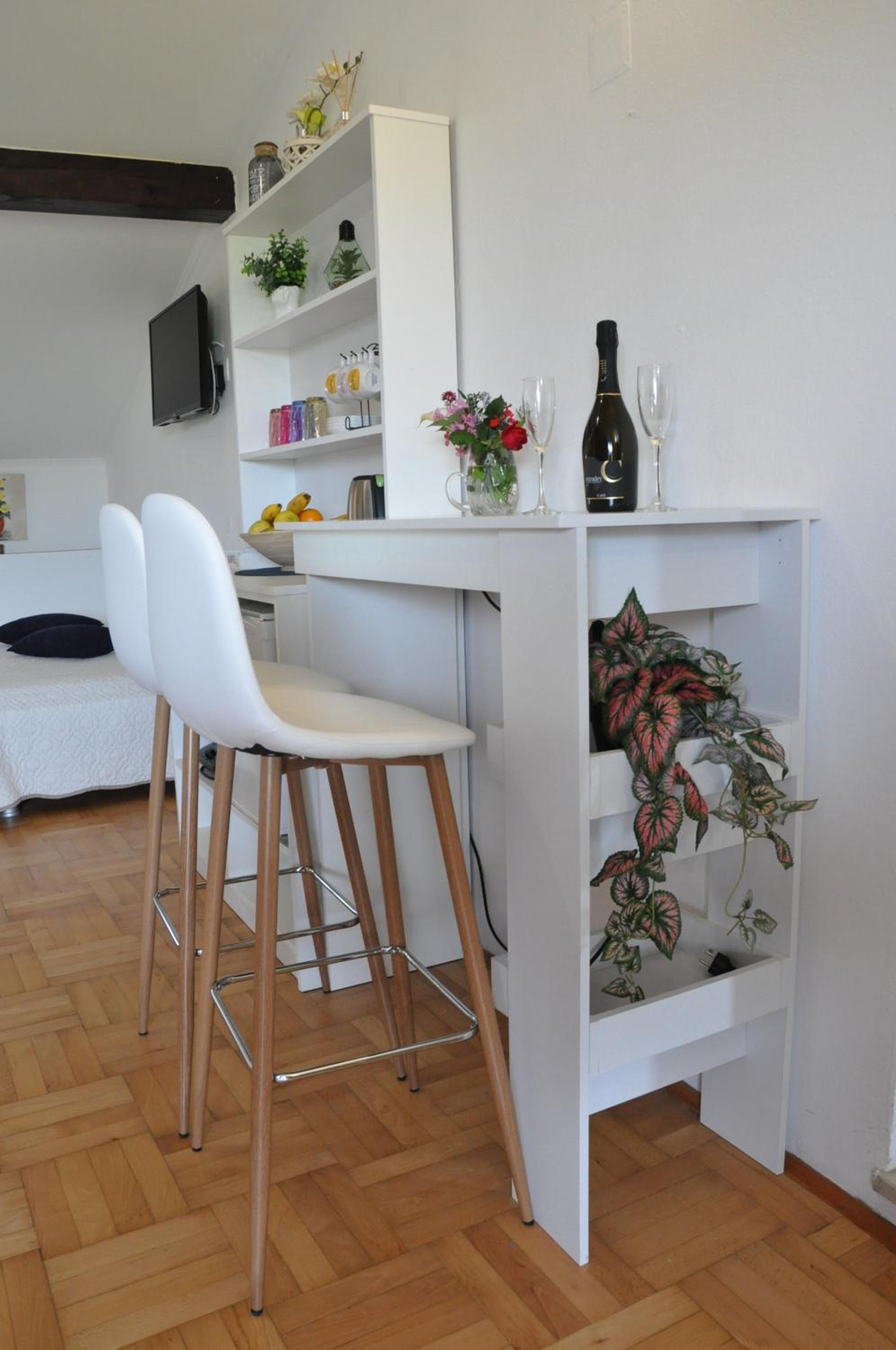 Triple Room with Private Bathroom - Photo 21
