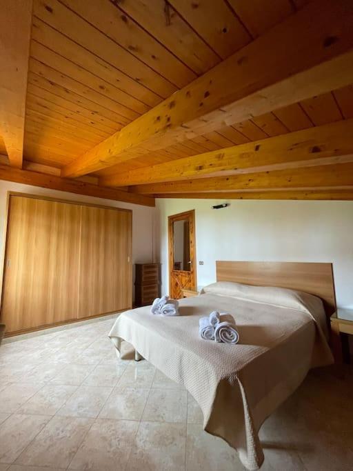 Three-Bedroom Apartment With Private Pool photo 1