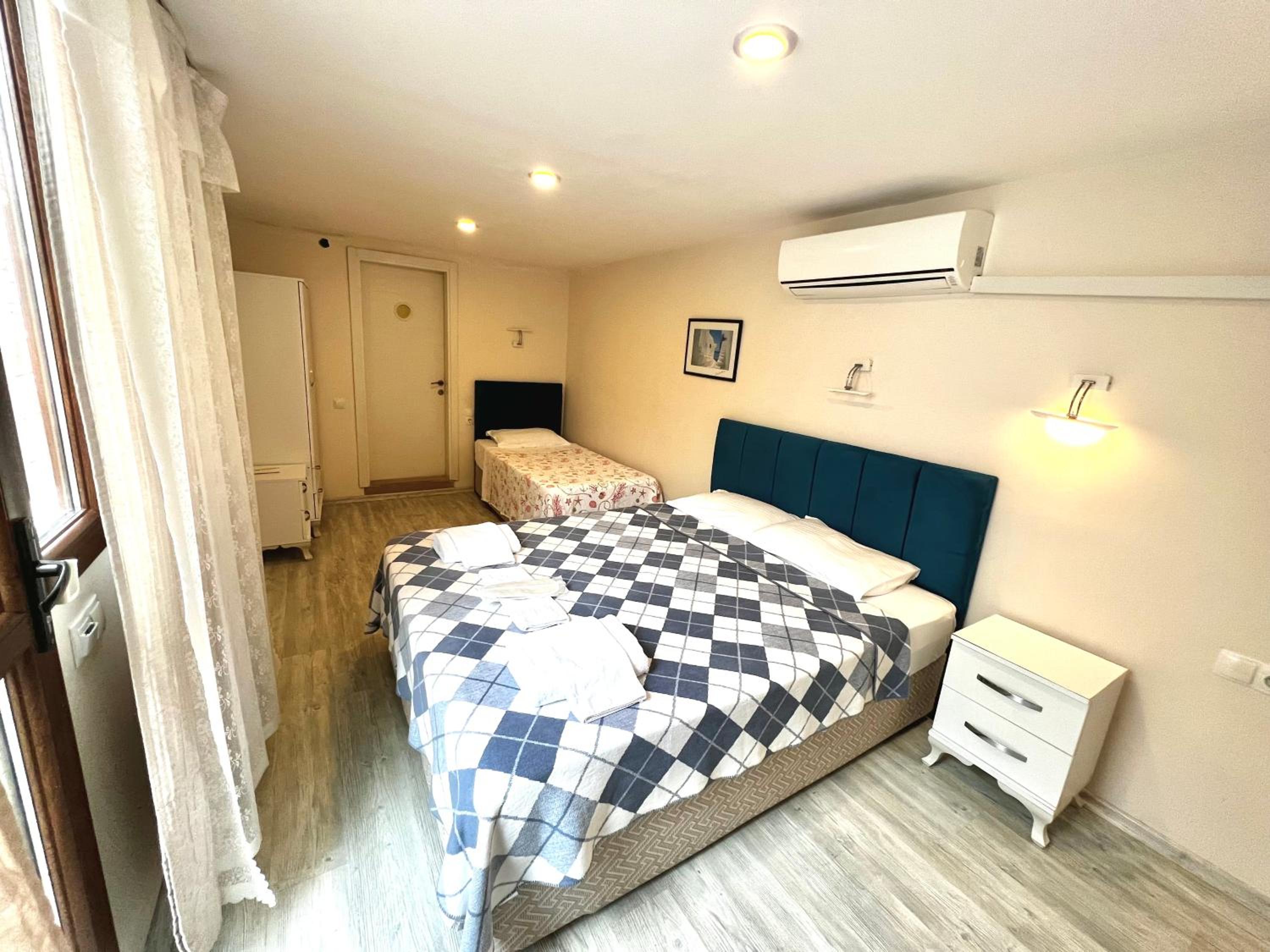 Triple Room with Garden View photo 3