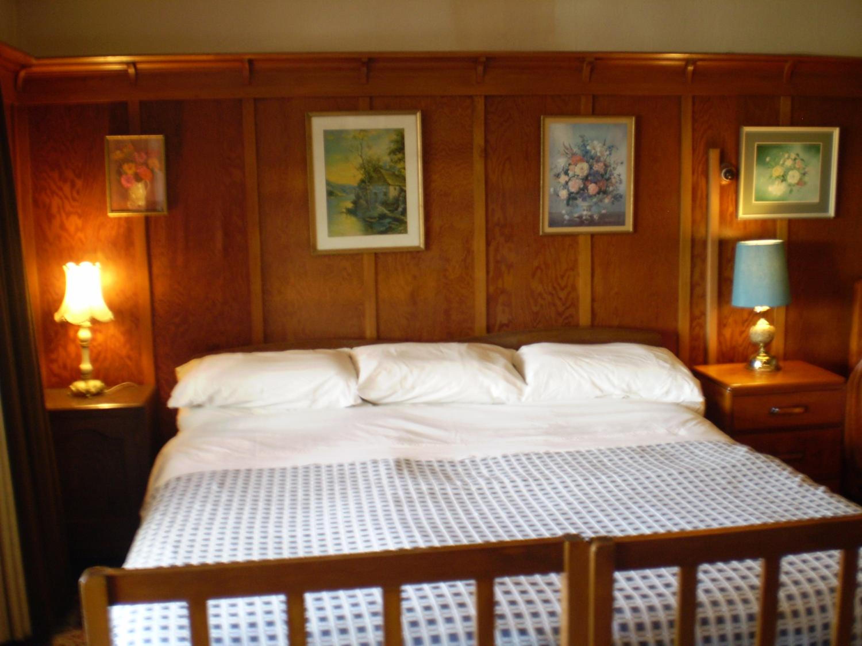 Bessie Clark Room - Photo 1