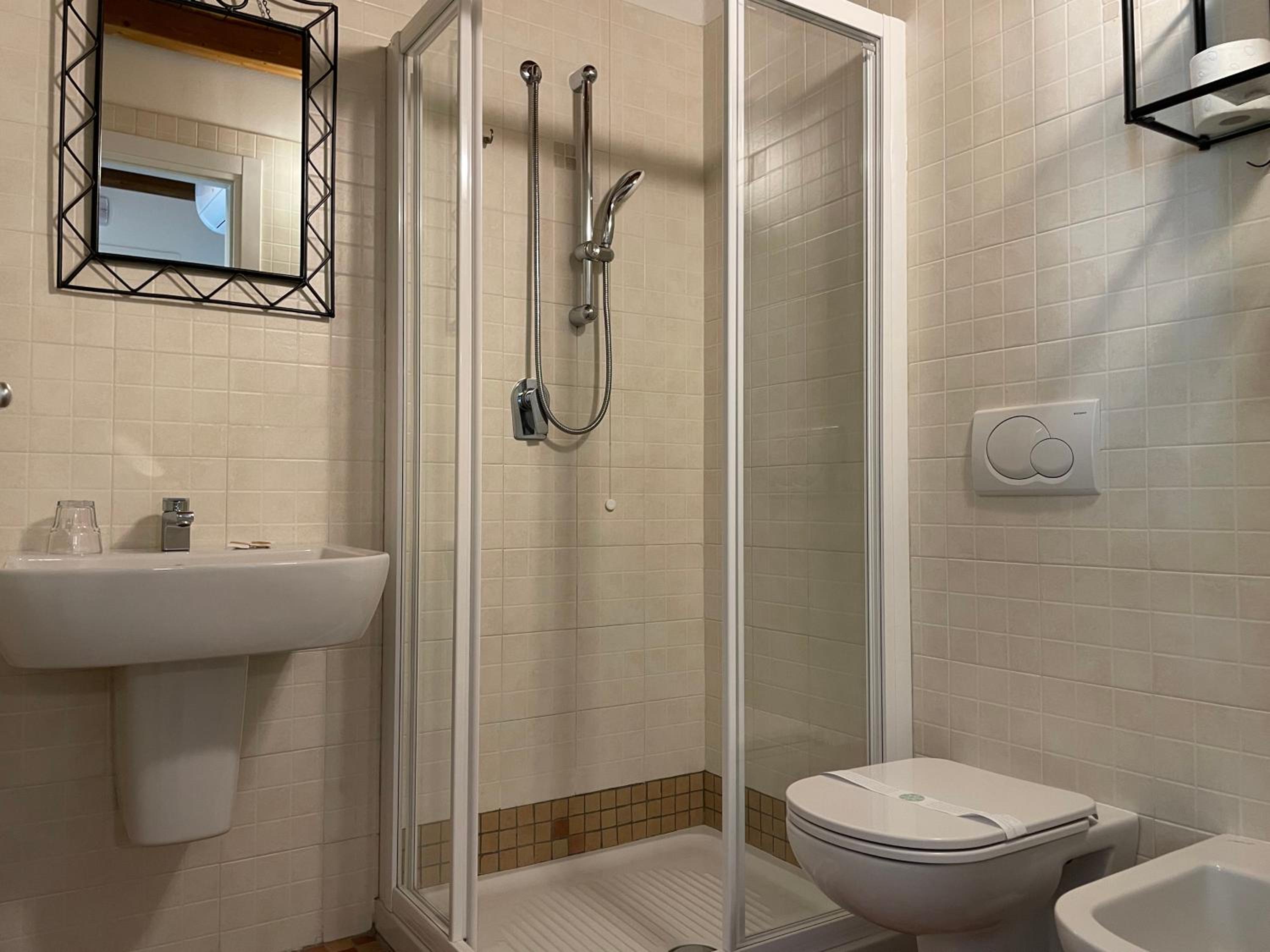 Apartment - Split Level (5 Adults) photo 2