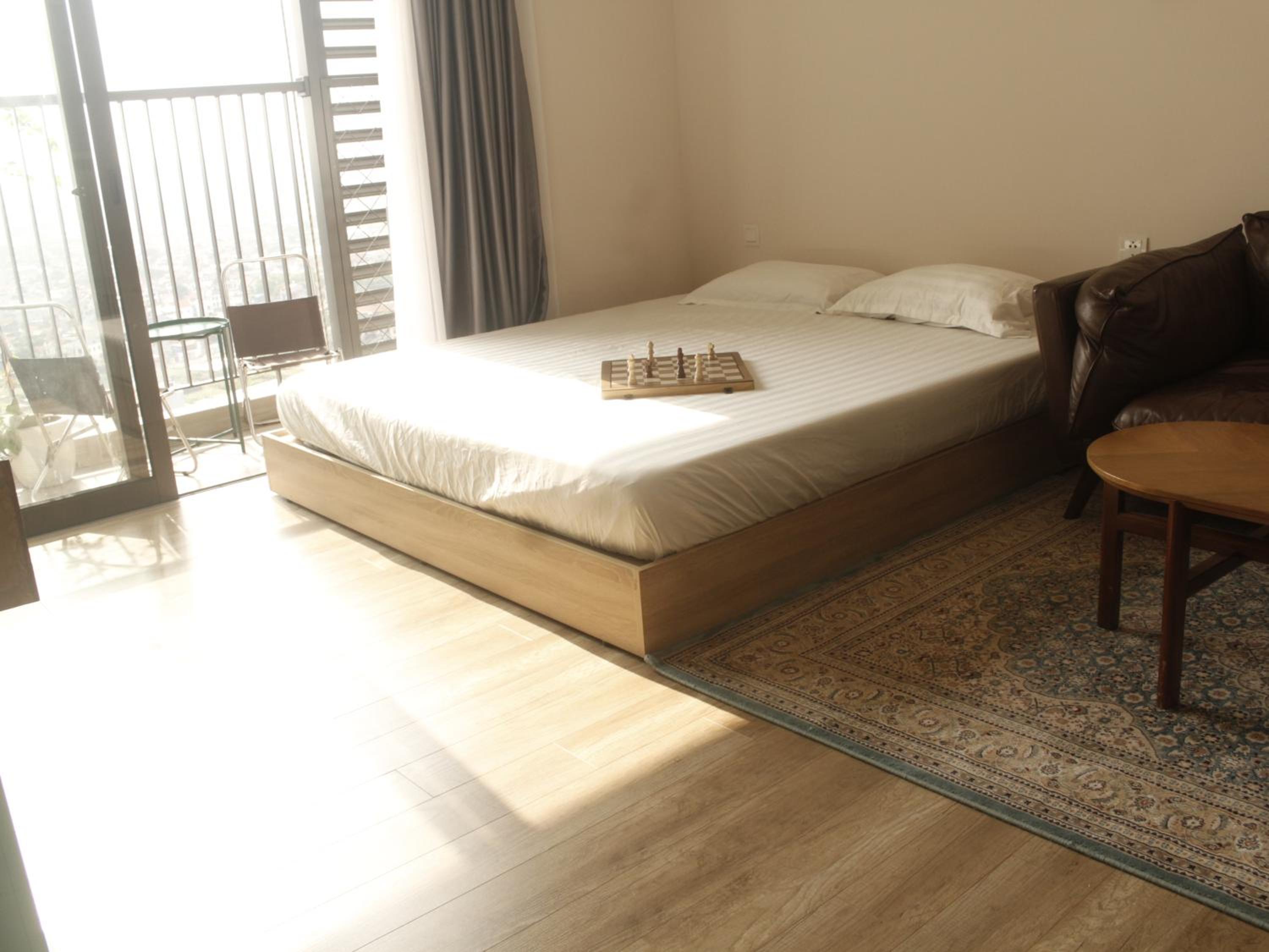 One-Bedroom Apartment photo 2