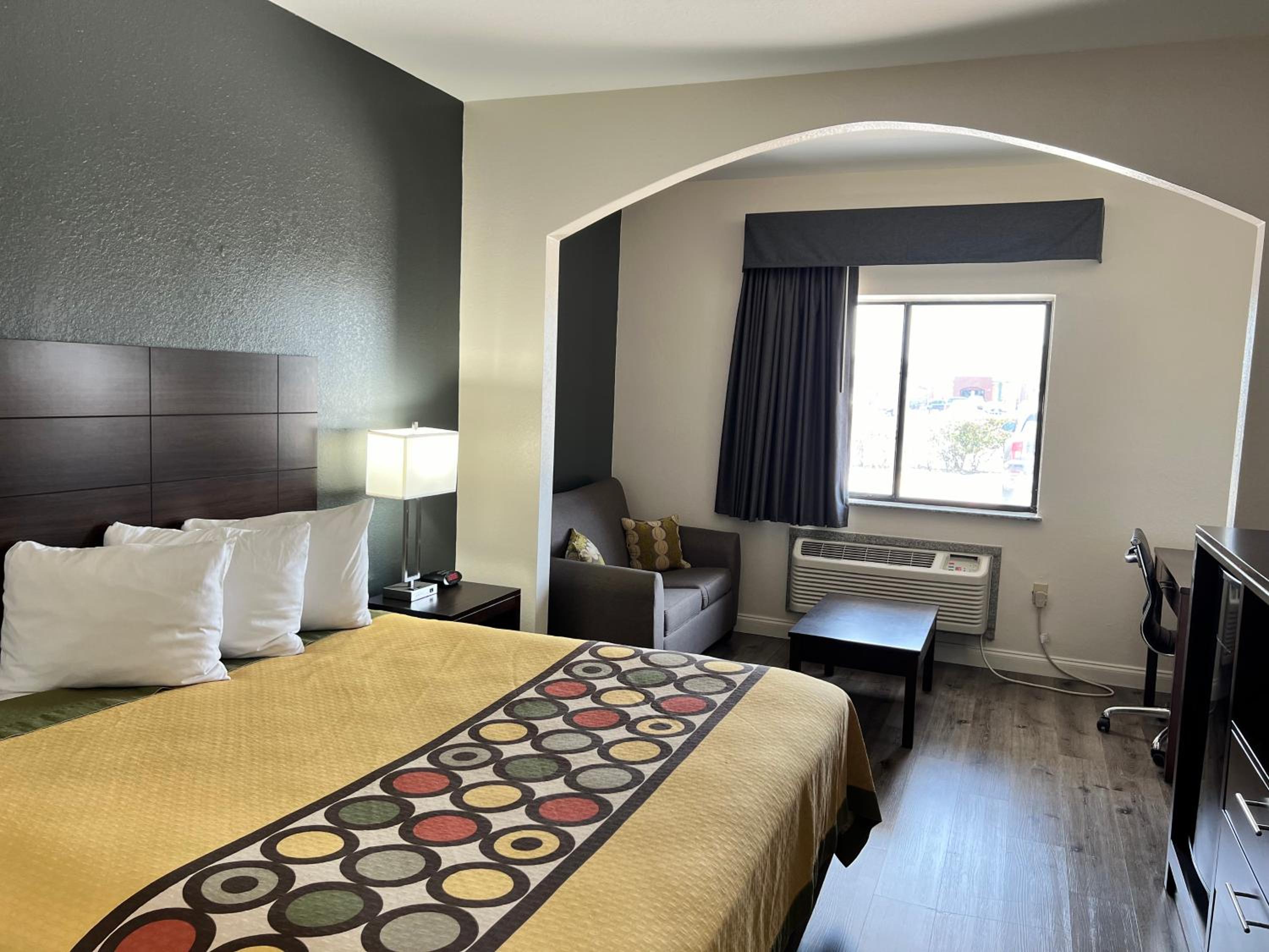 King Room - Disability Access/Non Smoking  - Photo 2