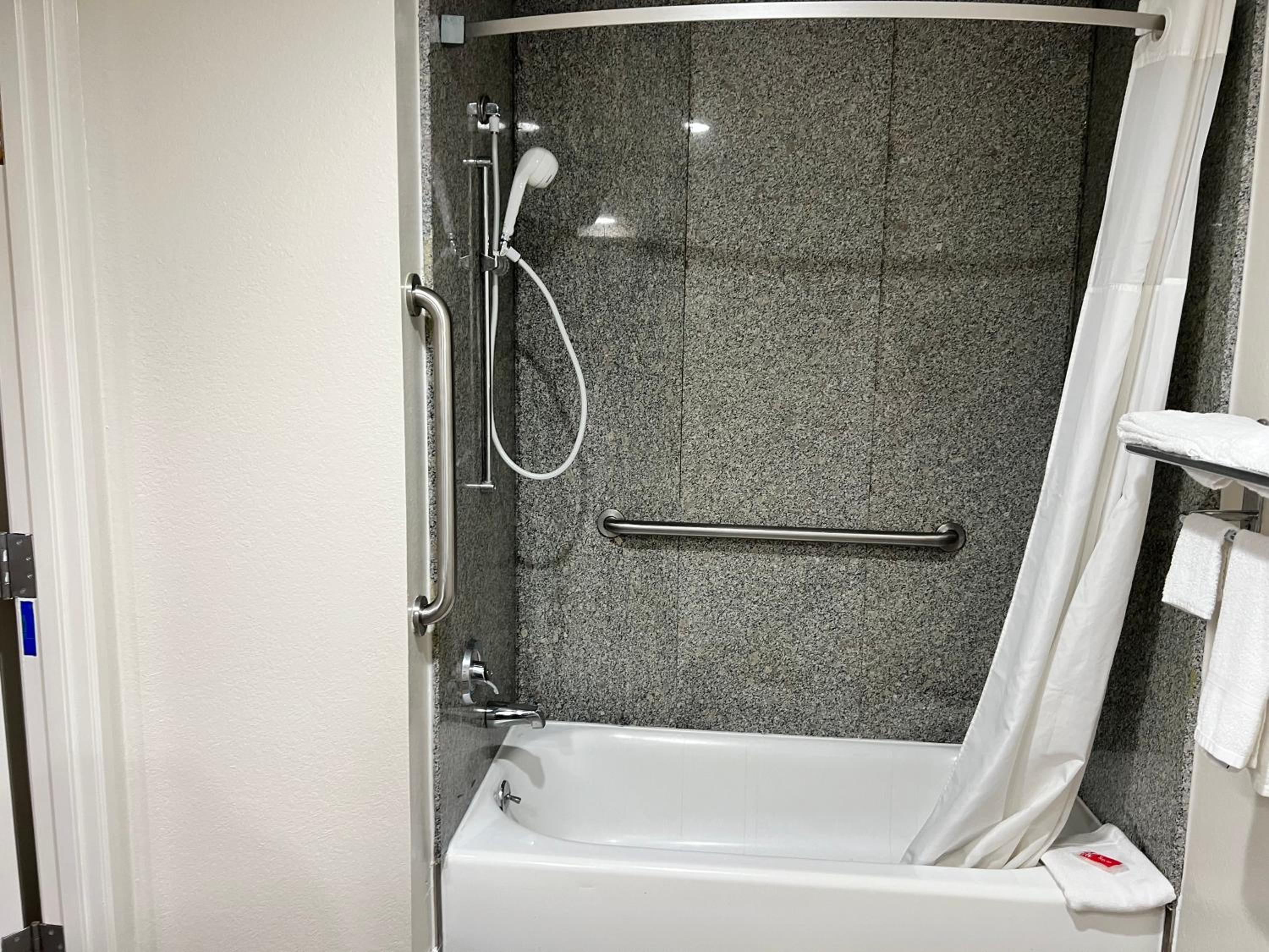 King Room - Disability Access/Non Smoking  - Photo 4