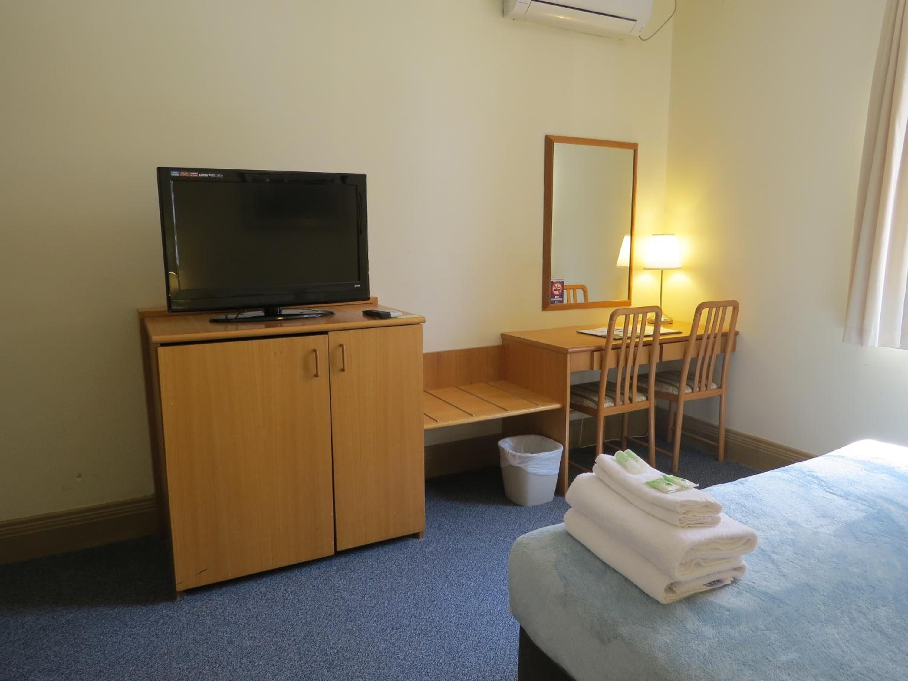 Standard Double Room - Photo 3