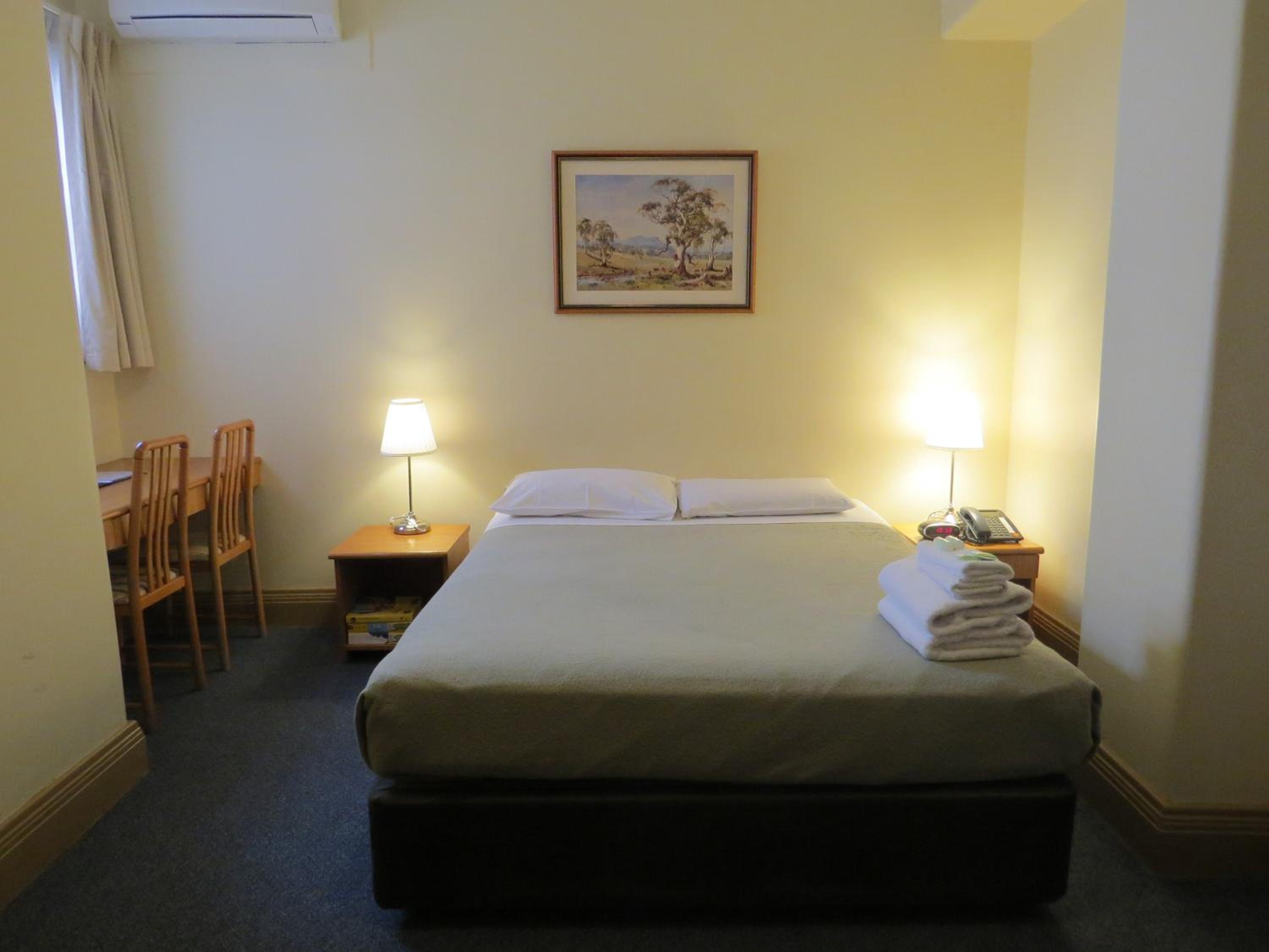 Standard Double Room - Photo 5