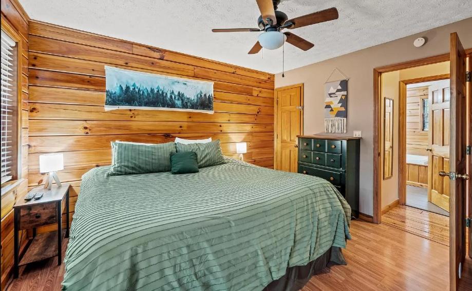 Two-Bedroom Chalet photo 2