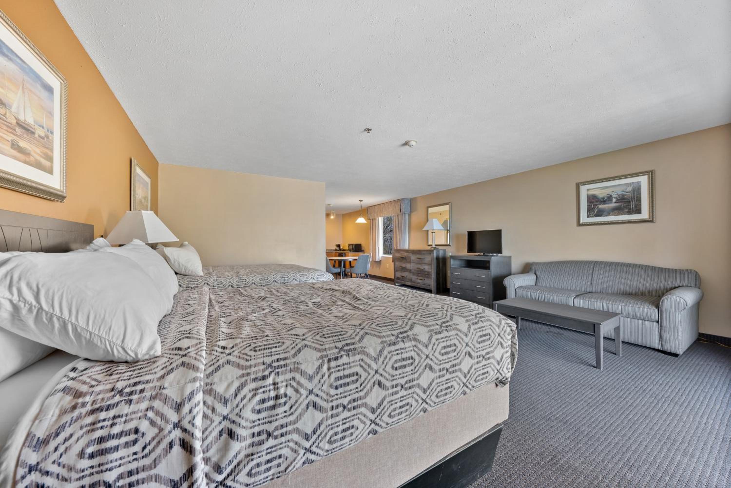Family Suite - Photo 12