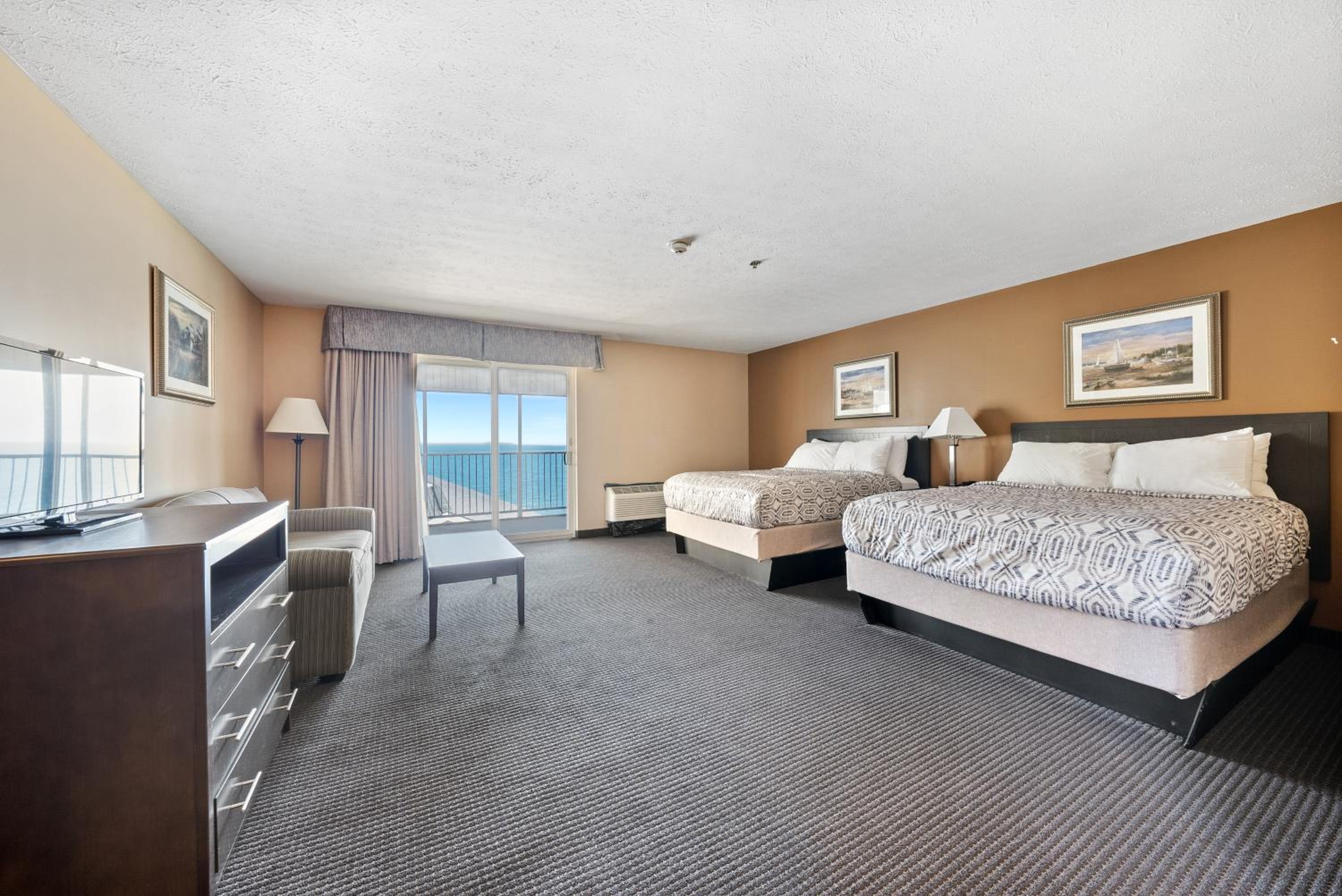 Family Suite - Photo 3