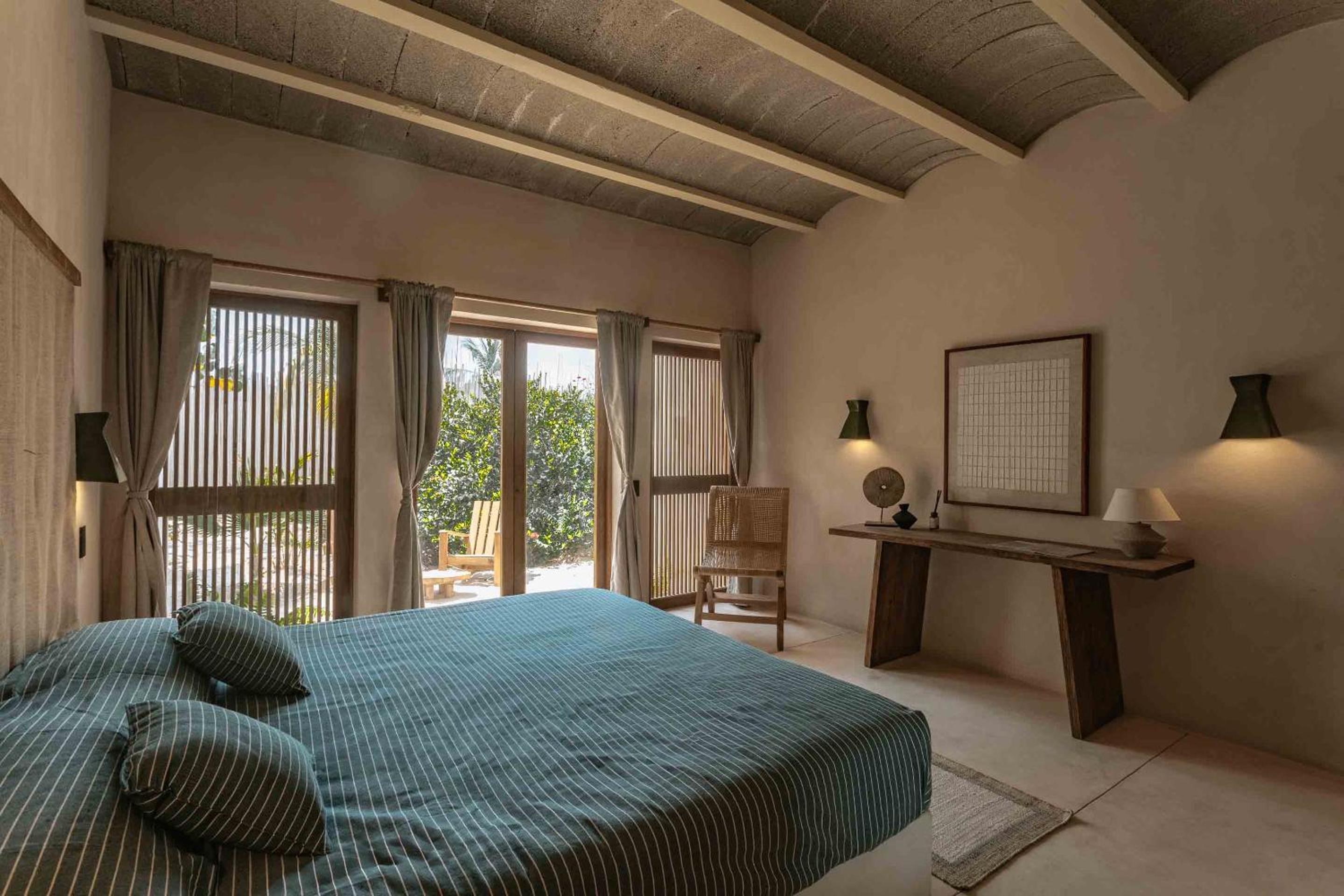 King Room with Garden View