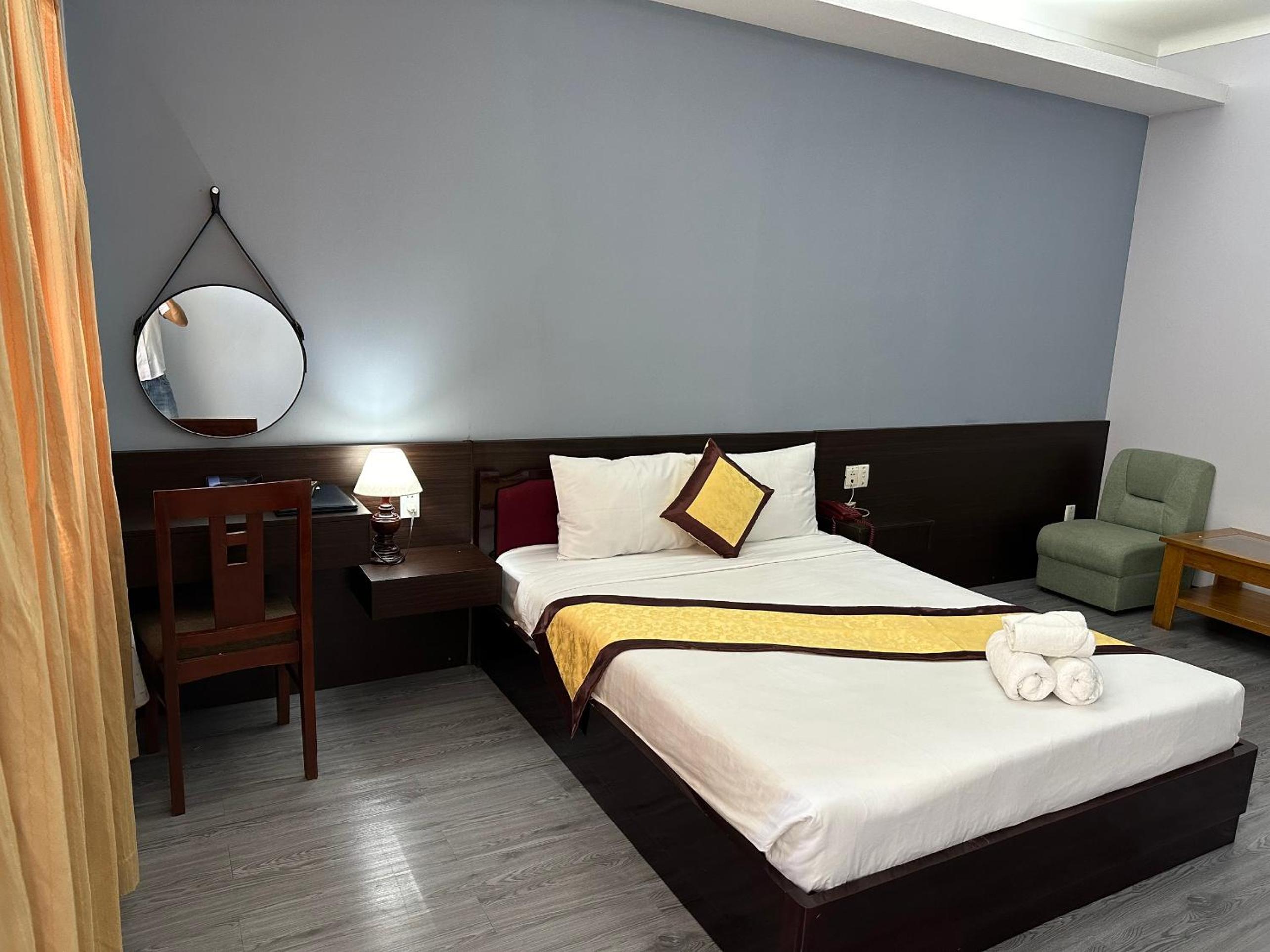 Double Room with Balcony - Photo 1