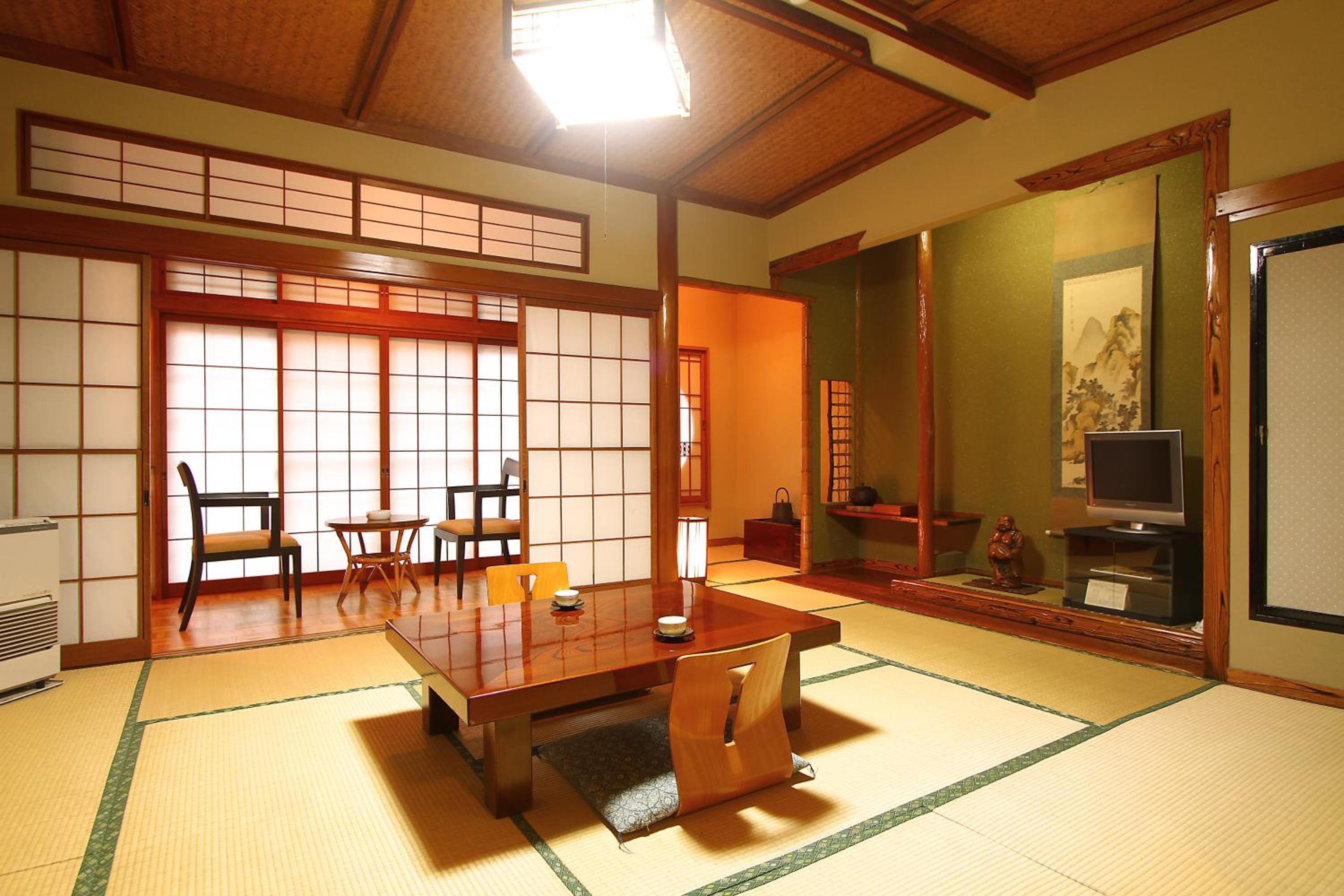 Japanese-Style Superior Room with Shared Toilet (B) photo 1