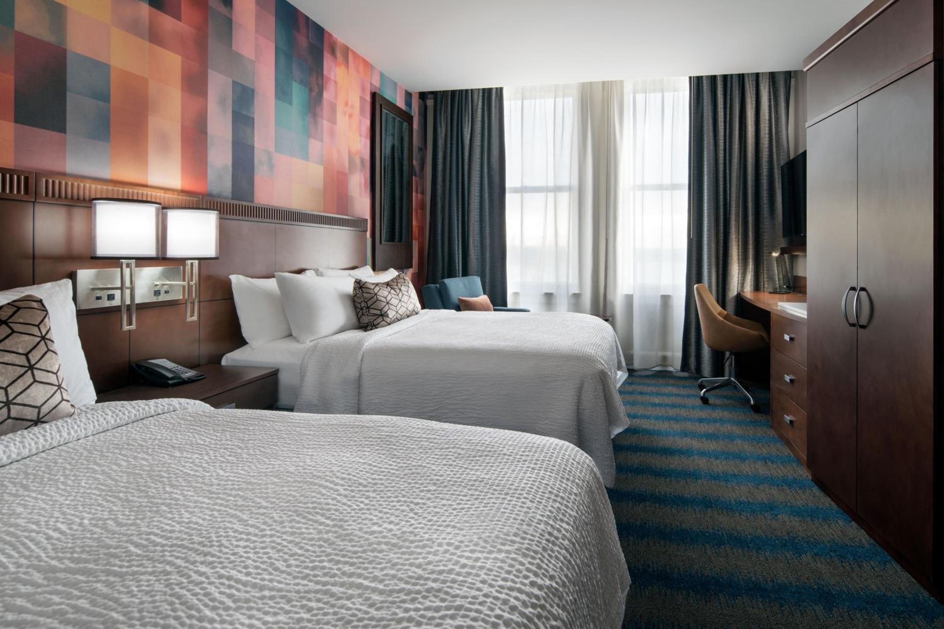 Queen Room with Two Queen Beds - Photo 1