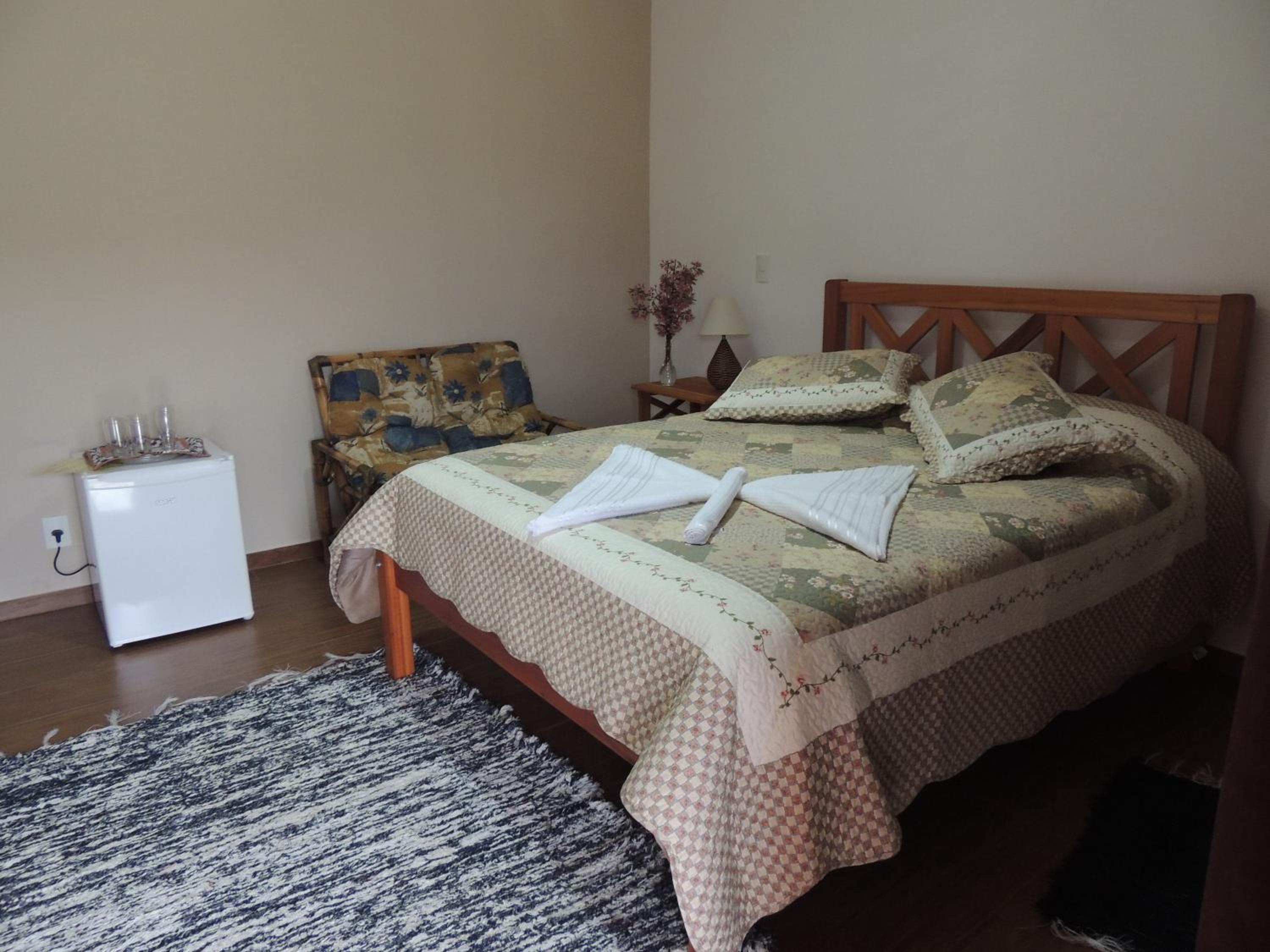 Double Room - Photo 5