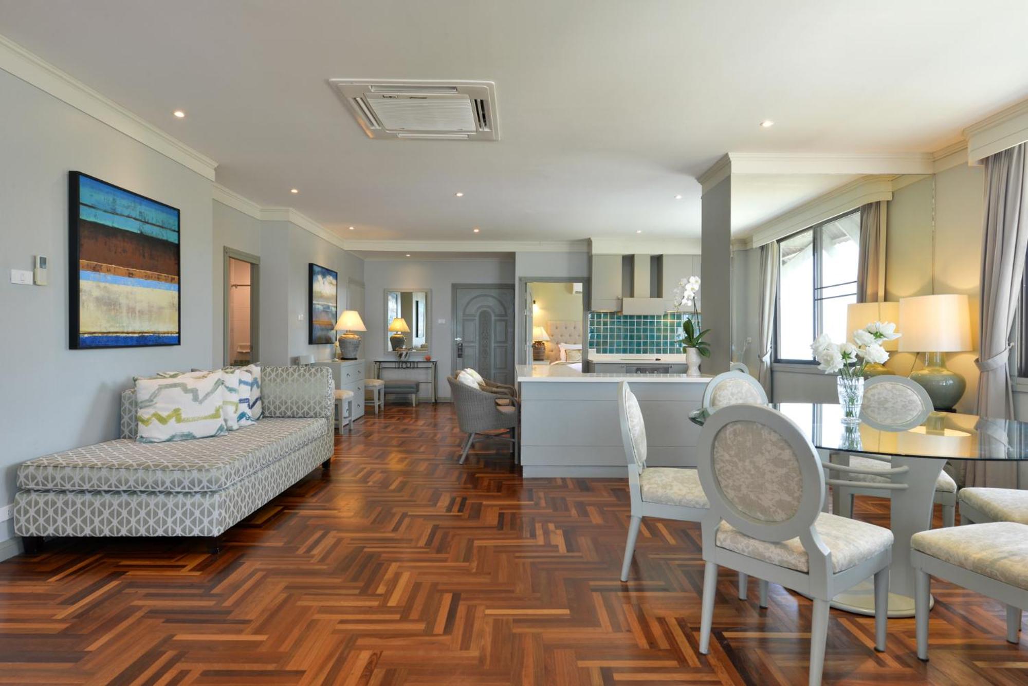Luxury Seafront Two-Bedroom Family Suite - Photo 14