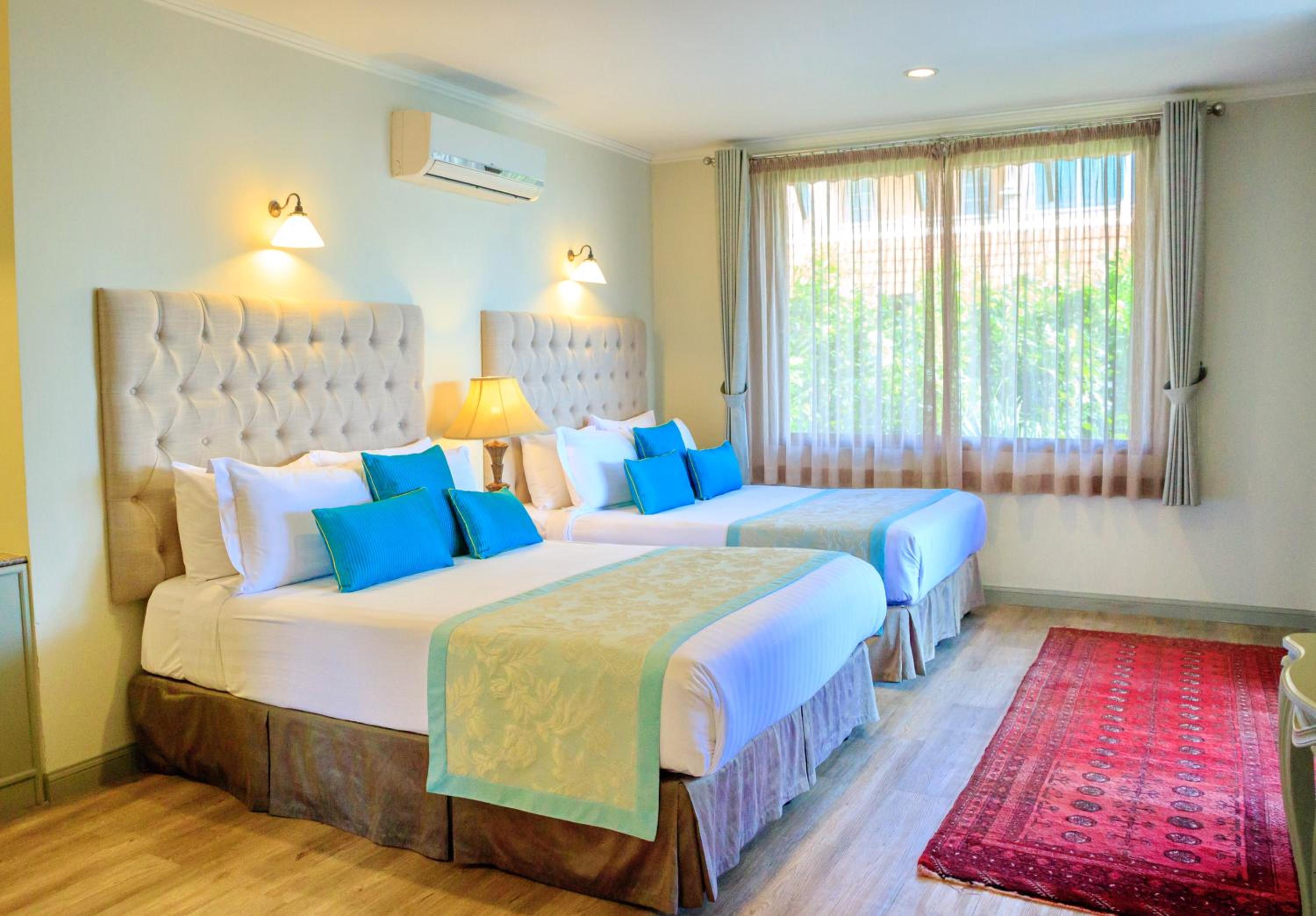 Luxury Seafront Two-Bedroom Family Suite - Photo 6