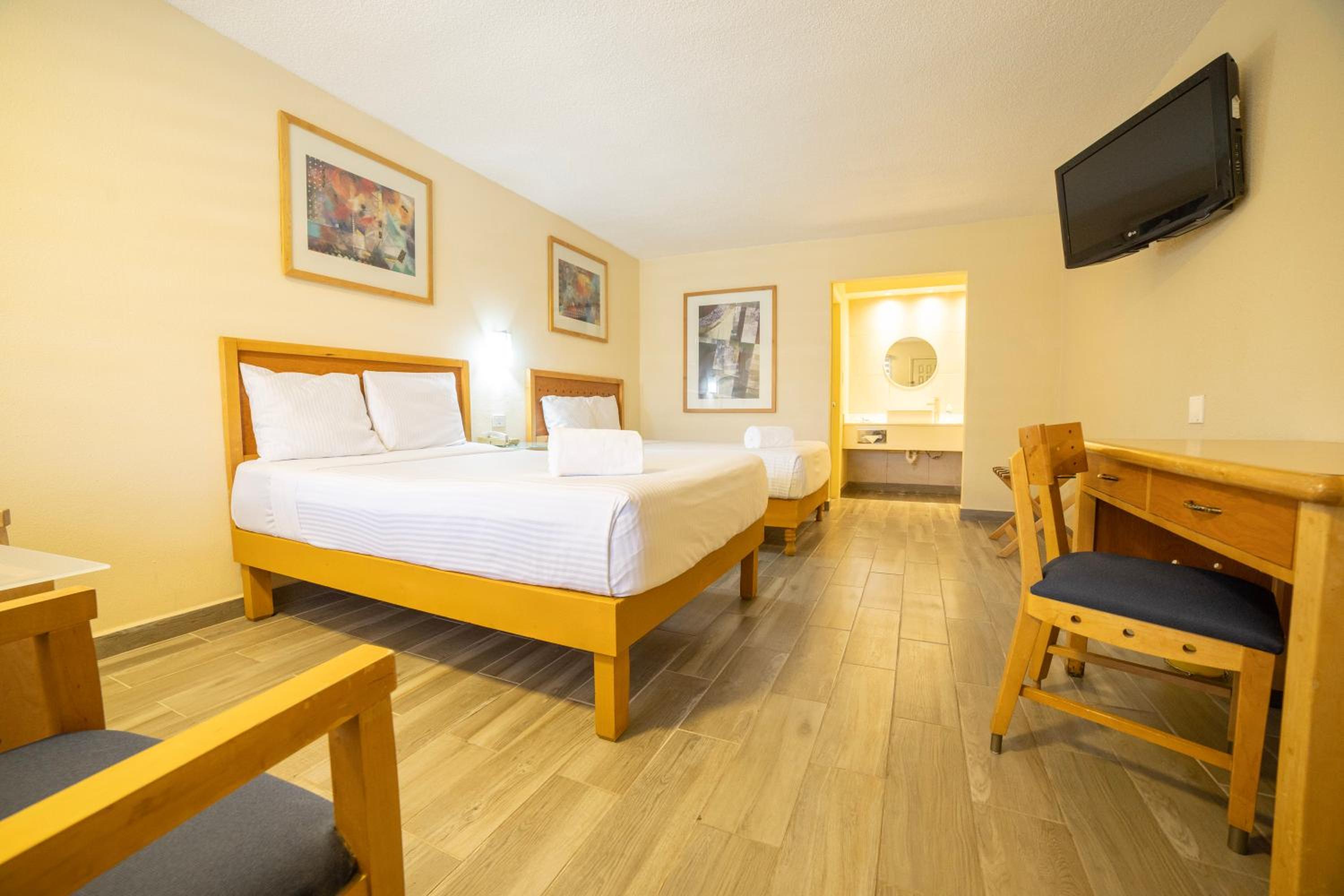 Double Room with Pool View photo 1