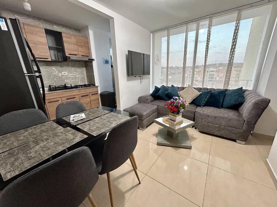 Three-Bedroom Apartment photo 1