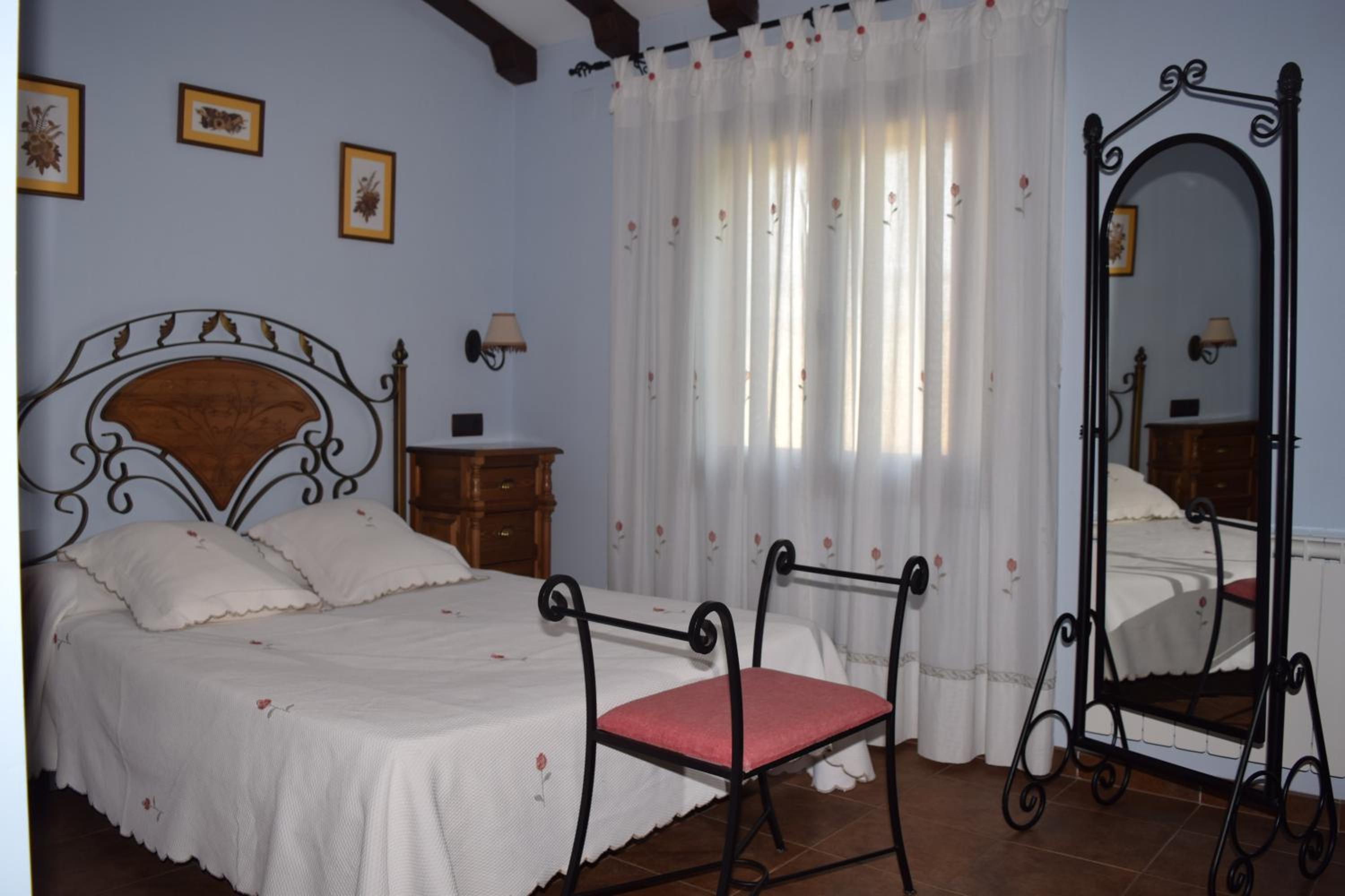 Casa de cinco habitaciones