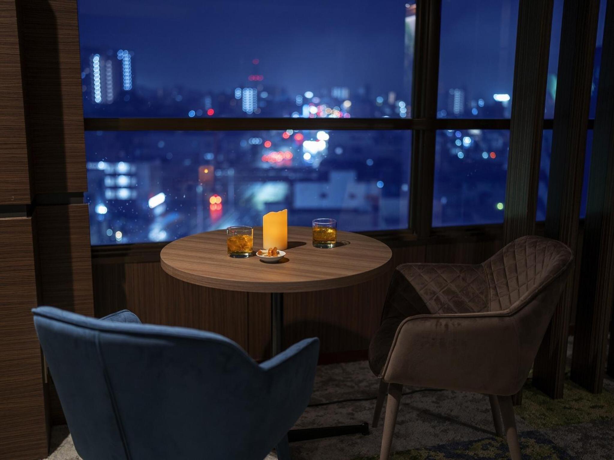 Standard Twin Room - Non-Smoking - Premium Floor - Photo 4