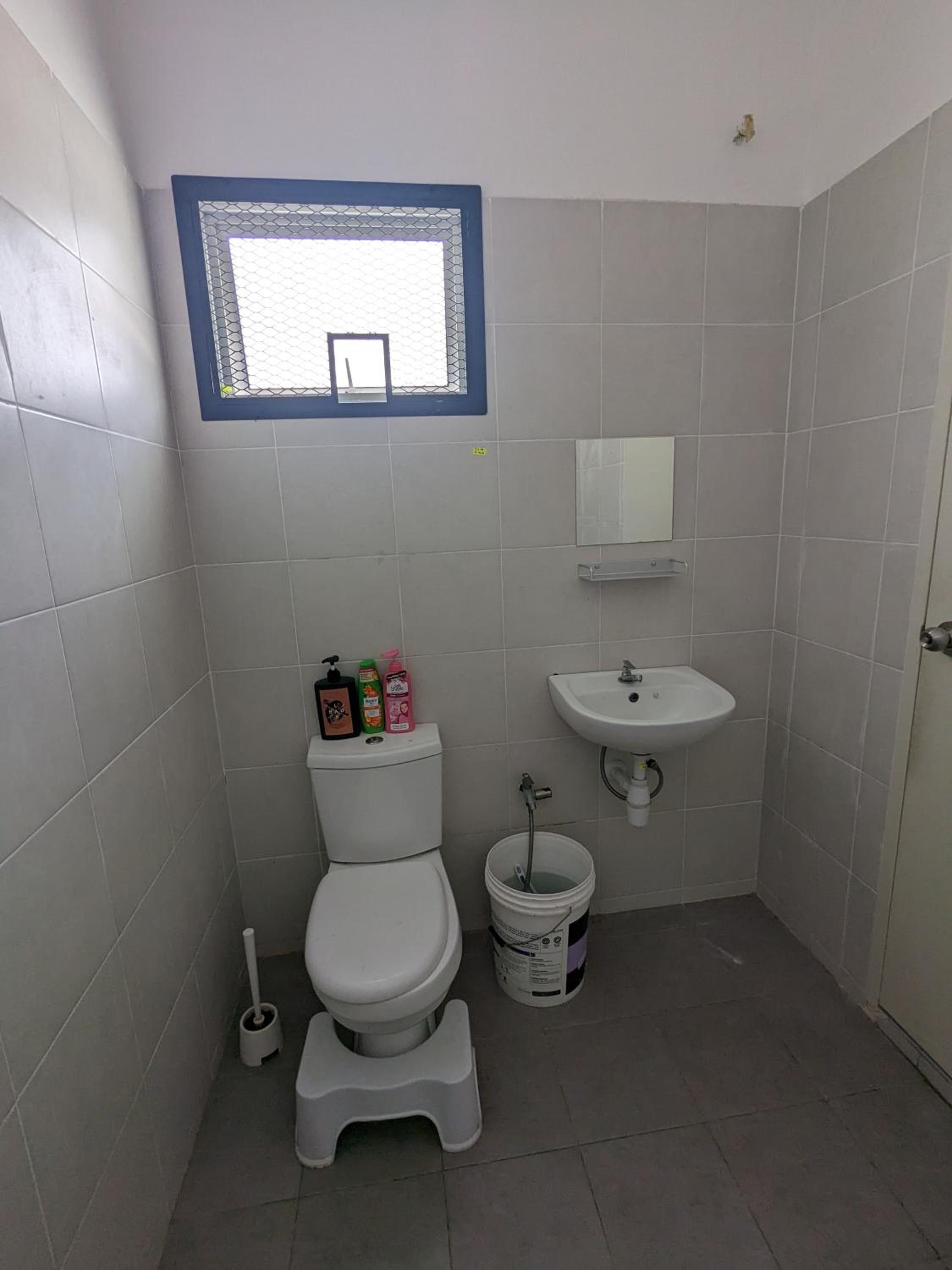 Mobile Home photo 3