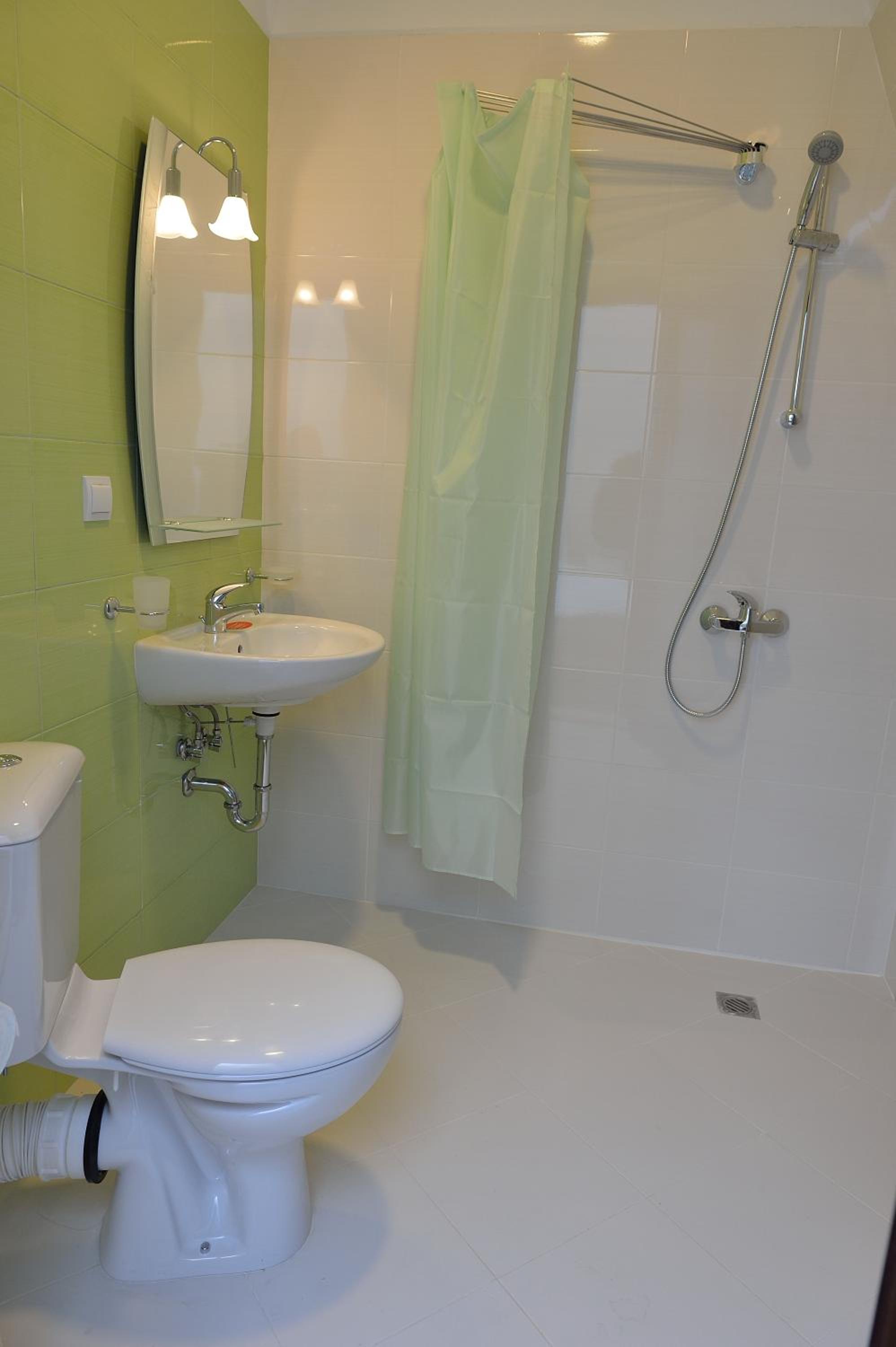 Standard Twin Room with Mountain View photo 2