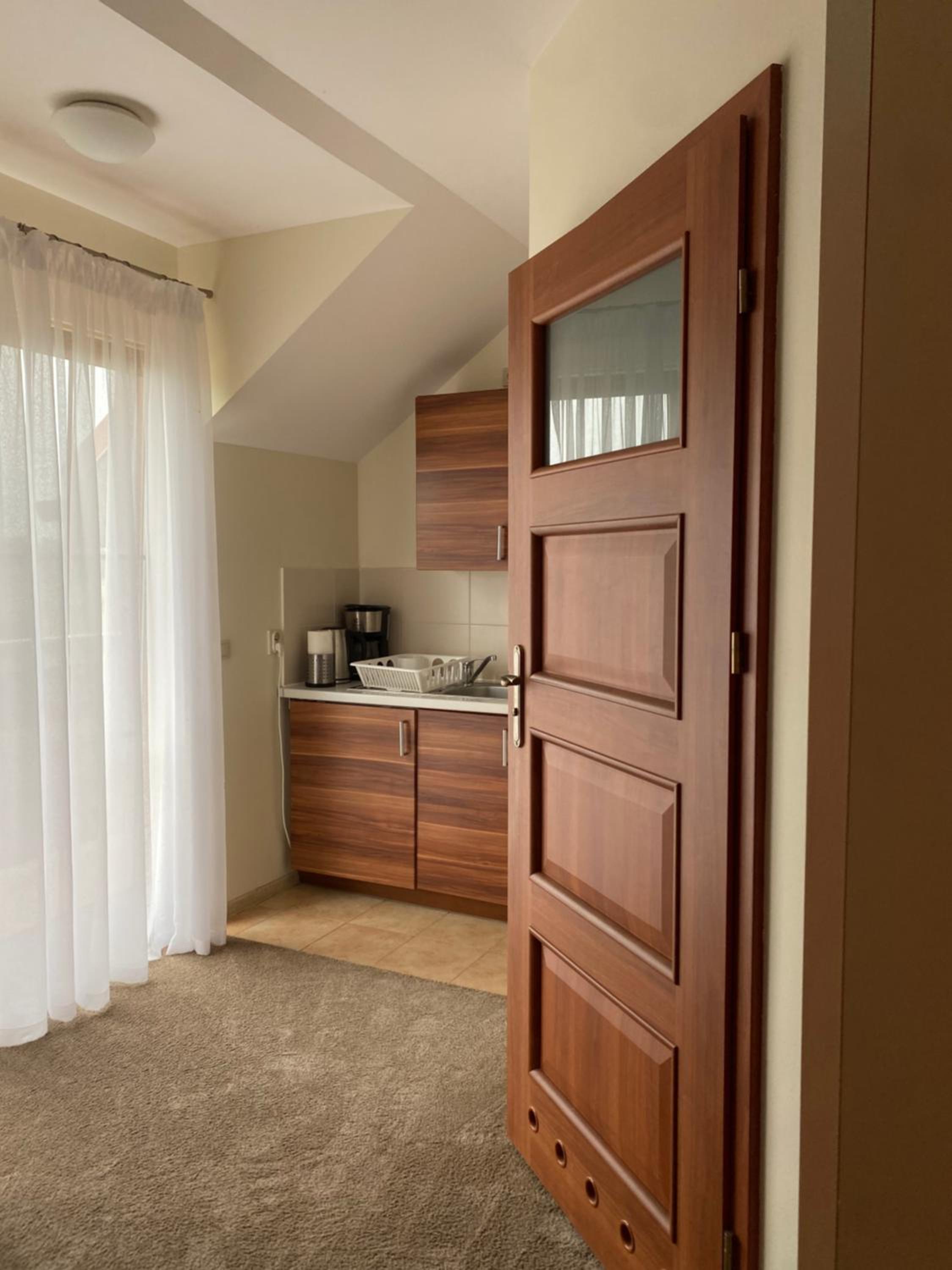Double or Twin Room with Garden View - Photo 14