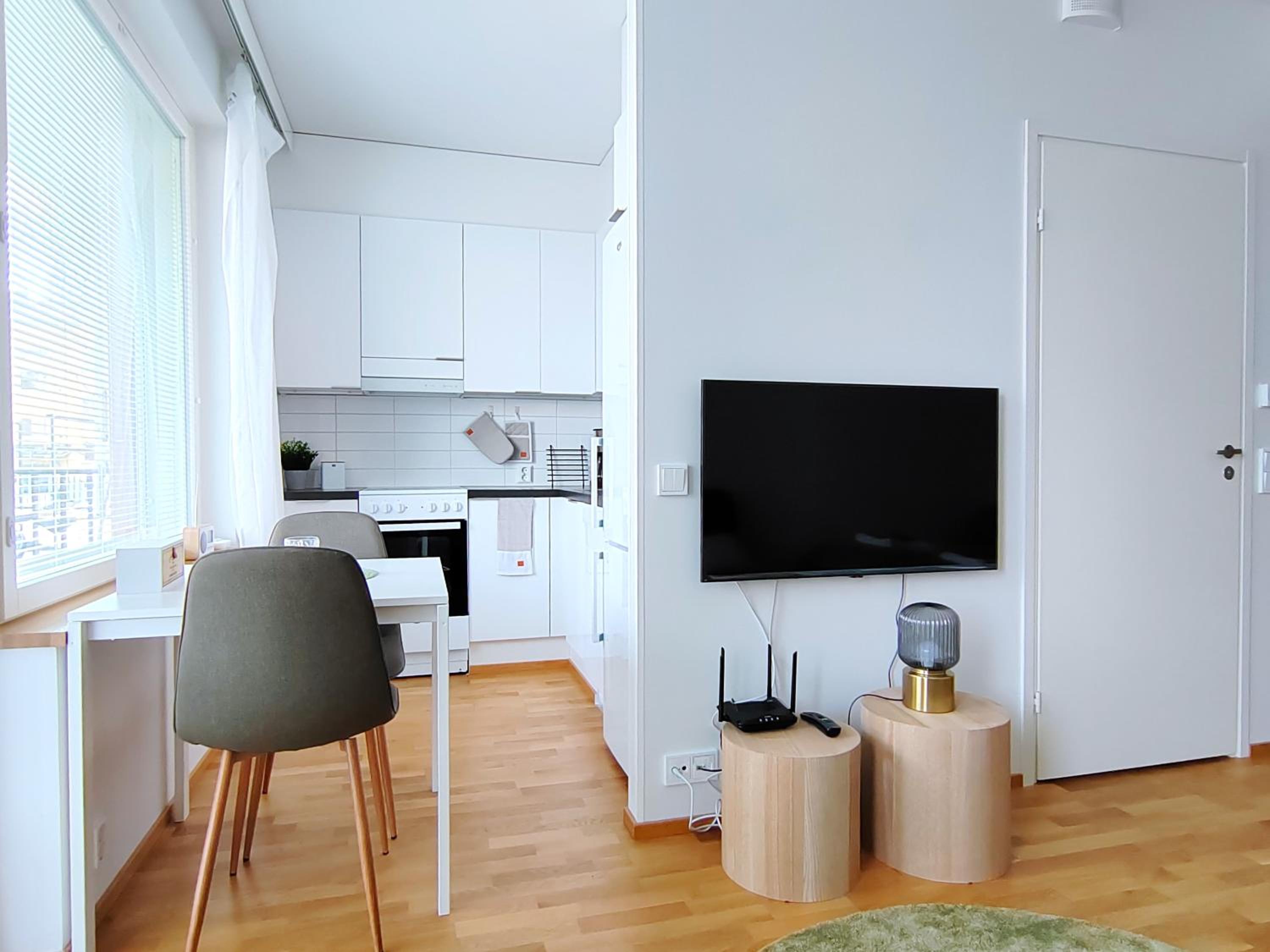 One-Bedroom Apartment photo 1