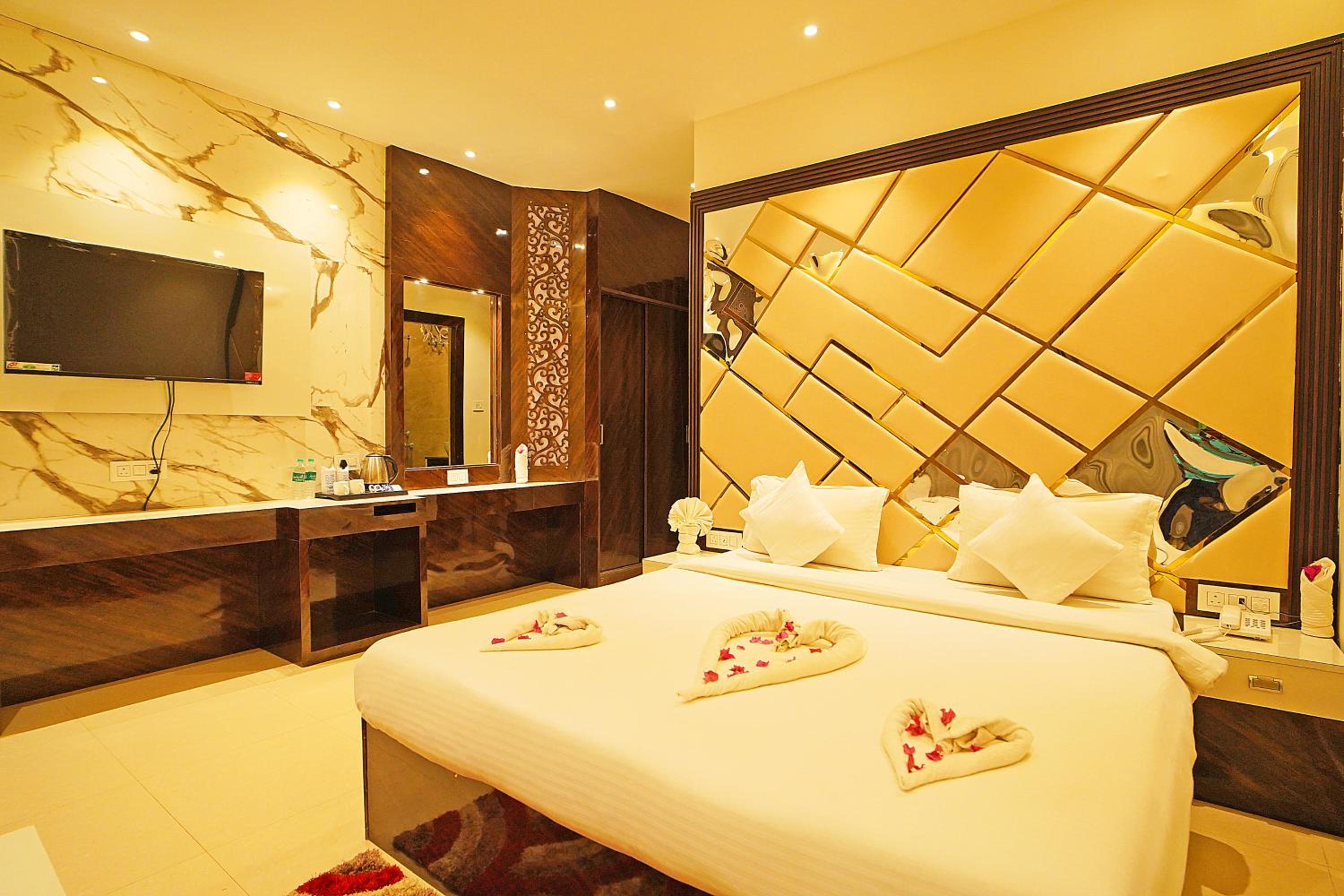 Economy Double Room photo 3