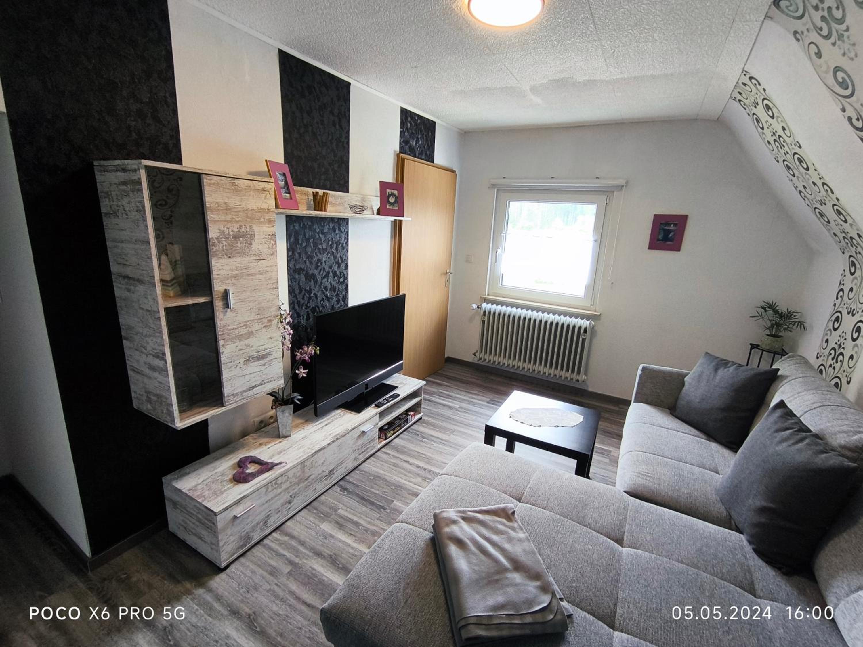 Apartment with Balcony photo 2