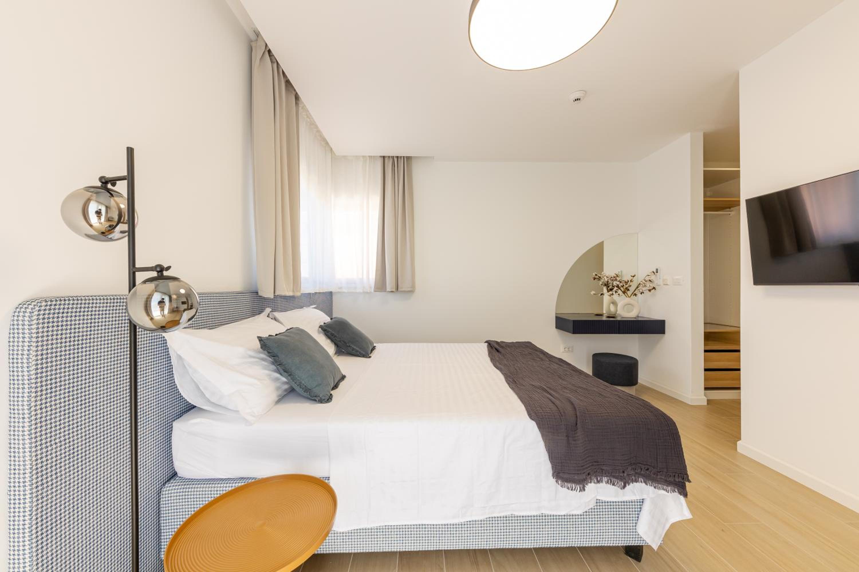 Villa photo 1