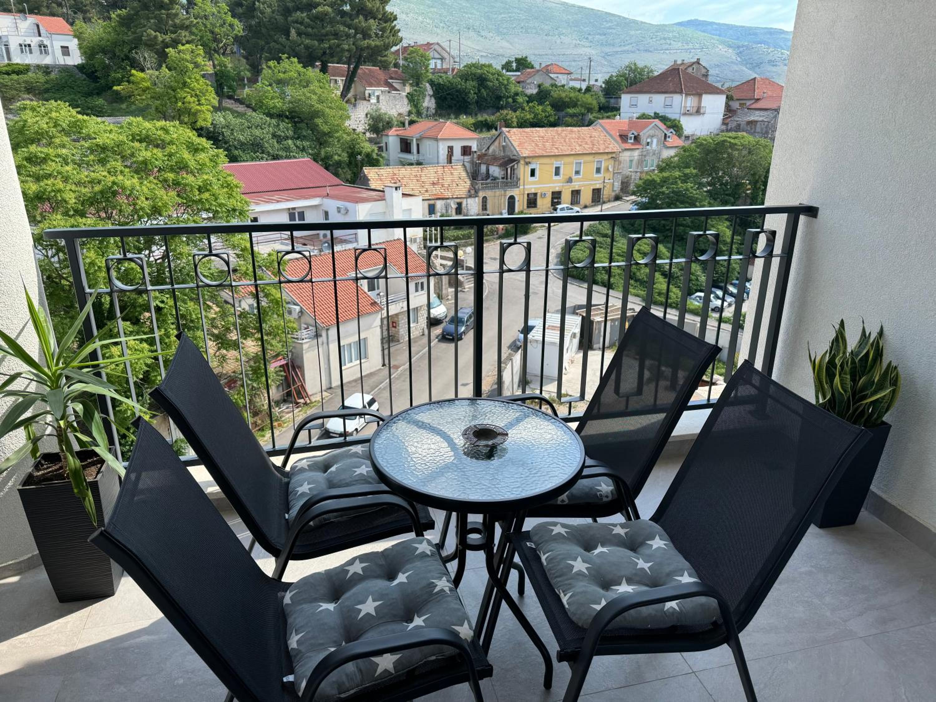 Studio with Balcony photo 3