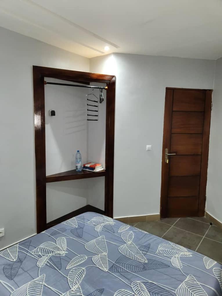 One-Bedroom Apartment photo 3