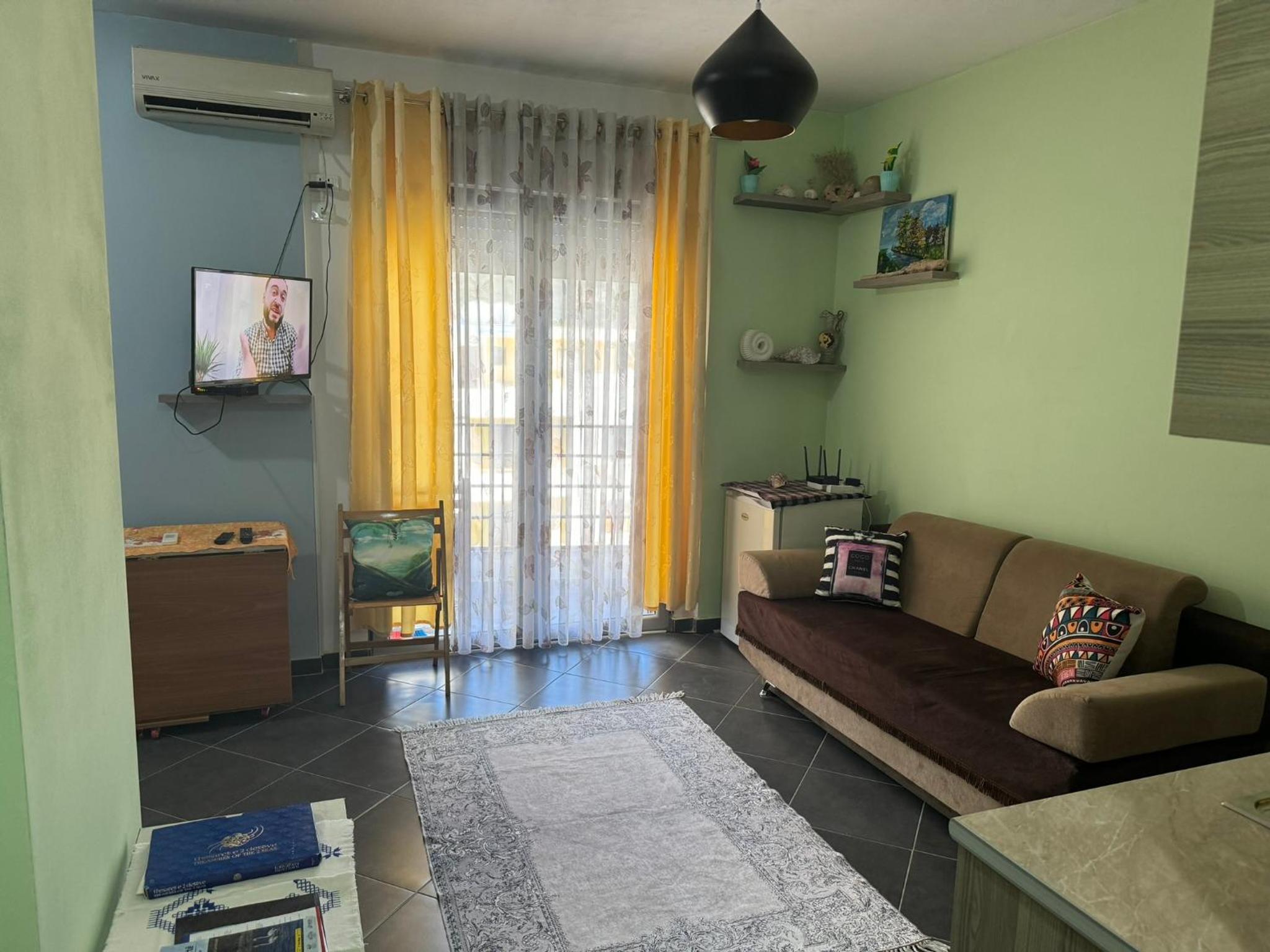 One-Bedroom Apartment