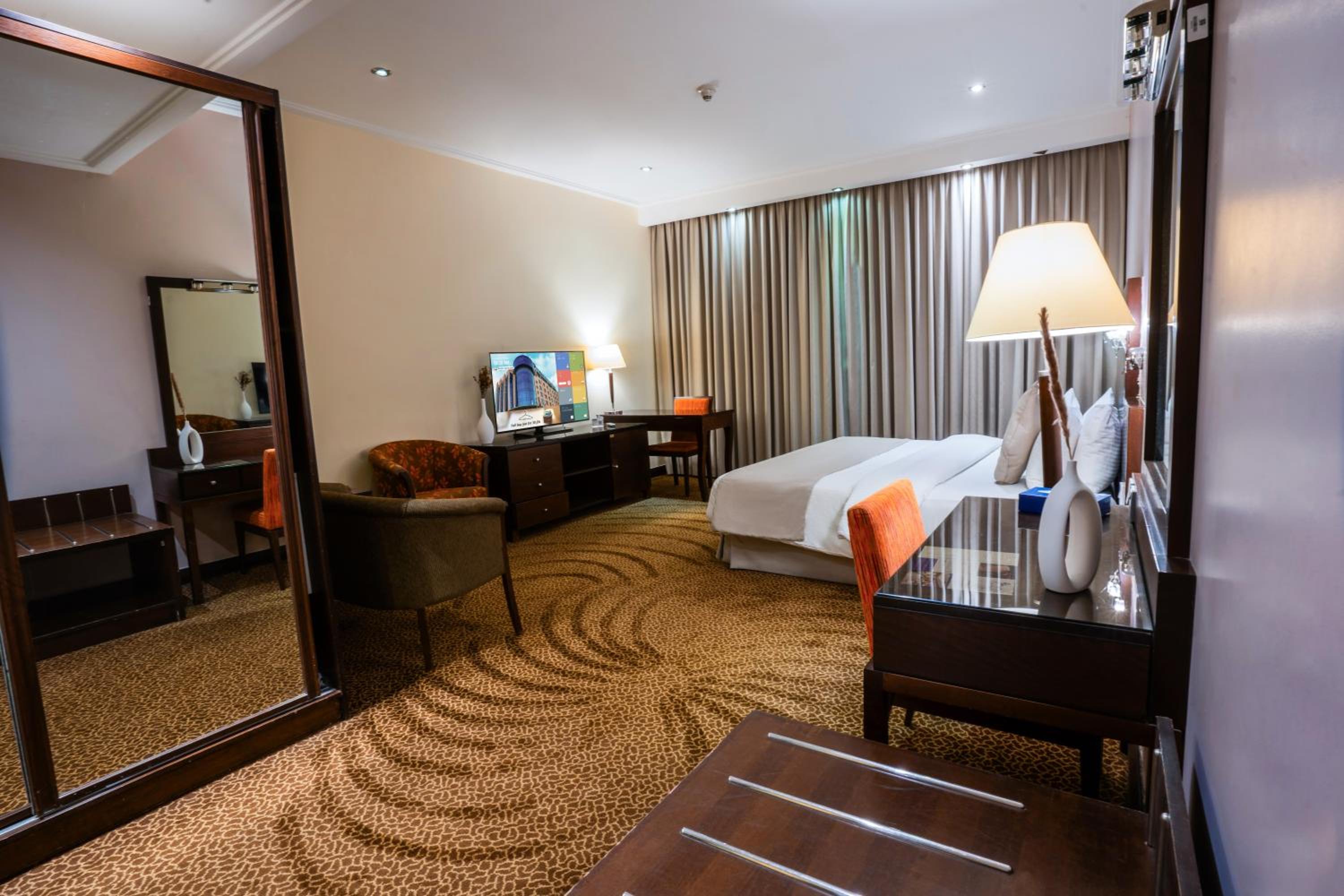 Premium King Room