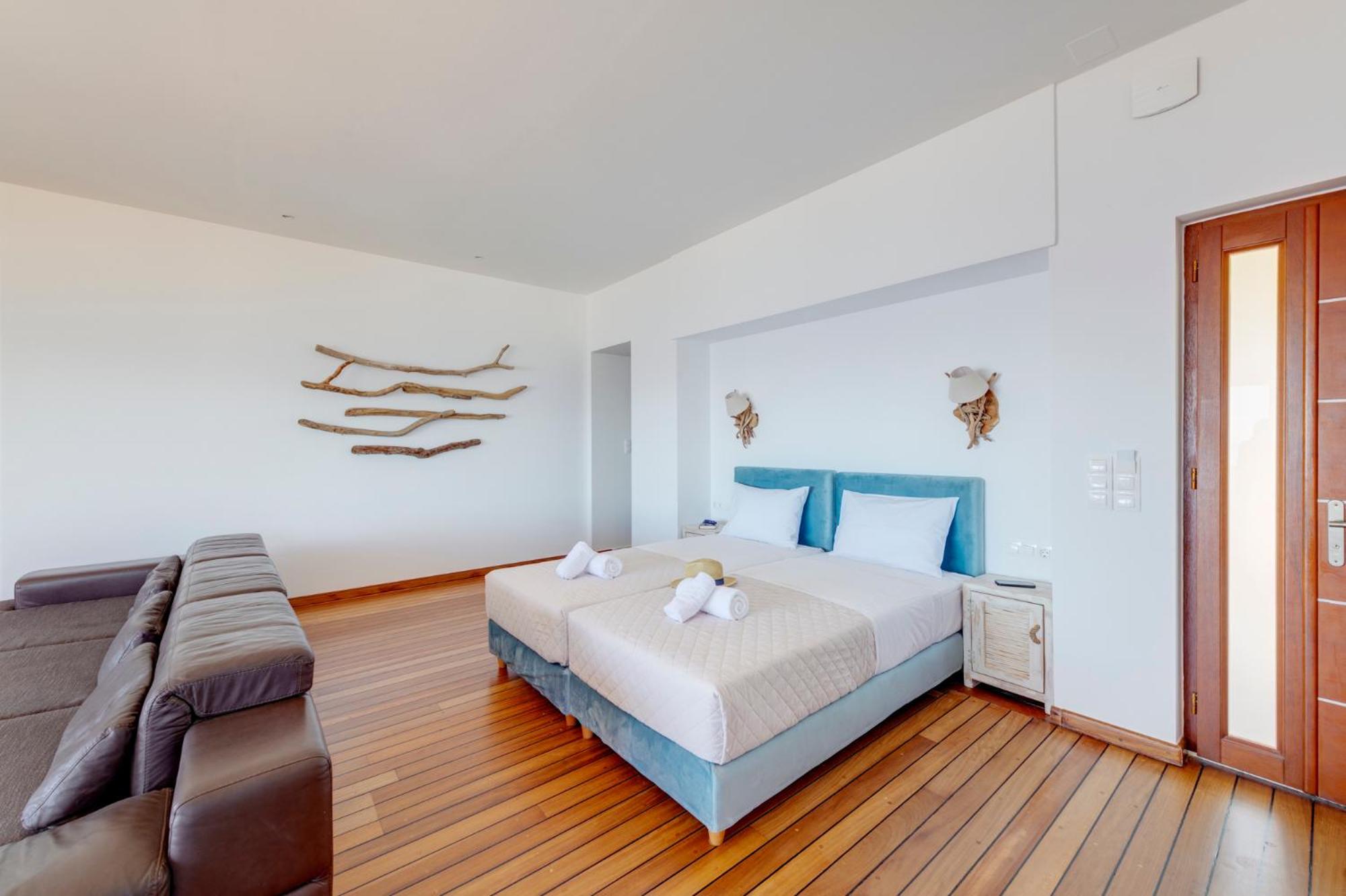 One-Bedroom House photo 2