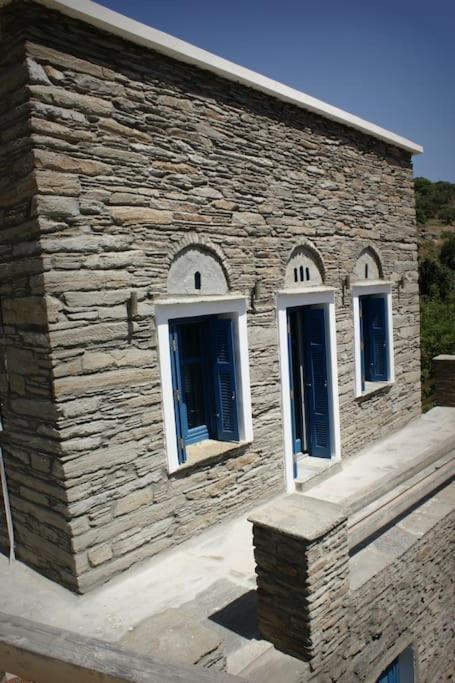 Villa photo 3