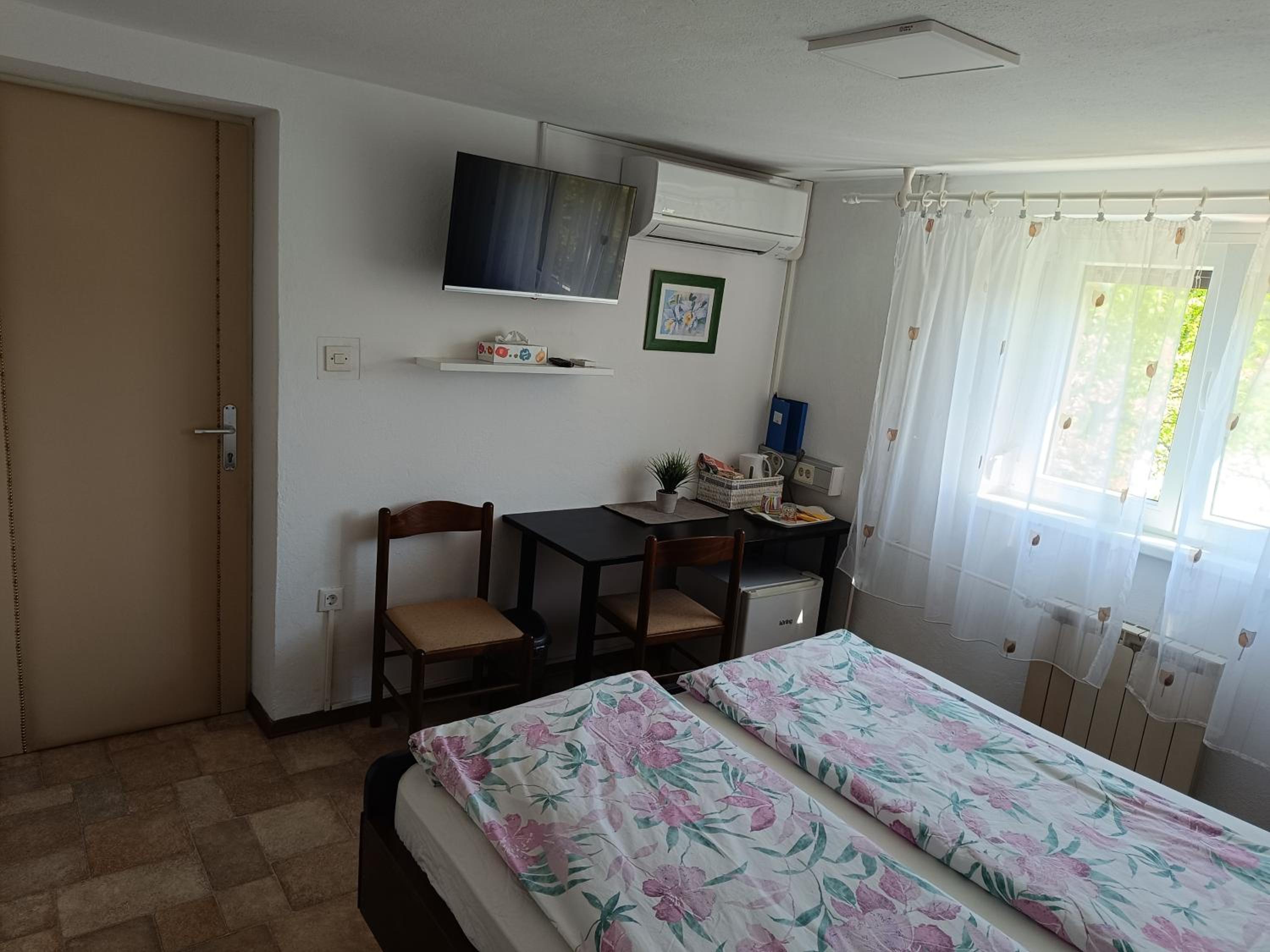 Double Room photo 1