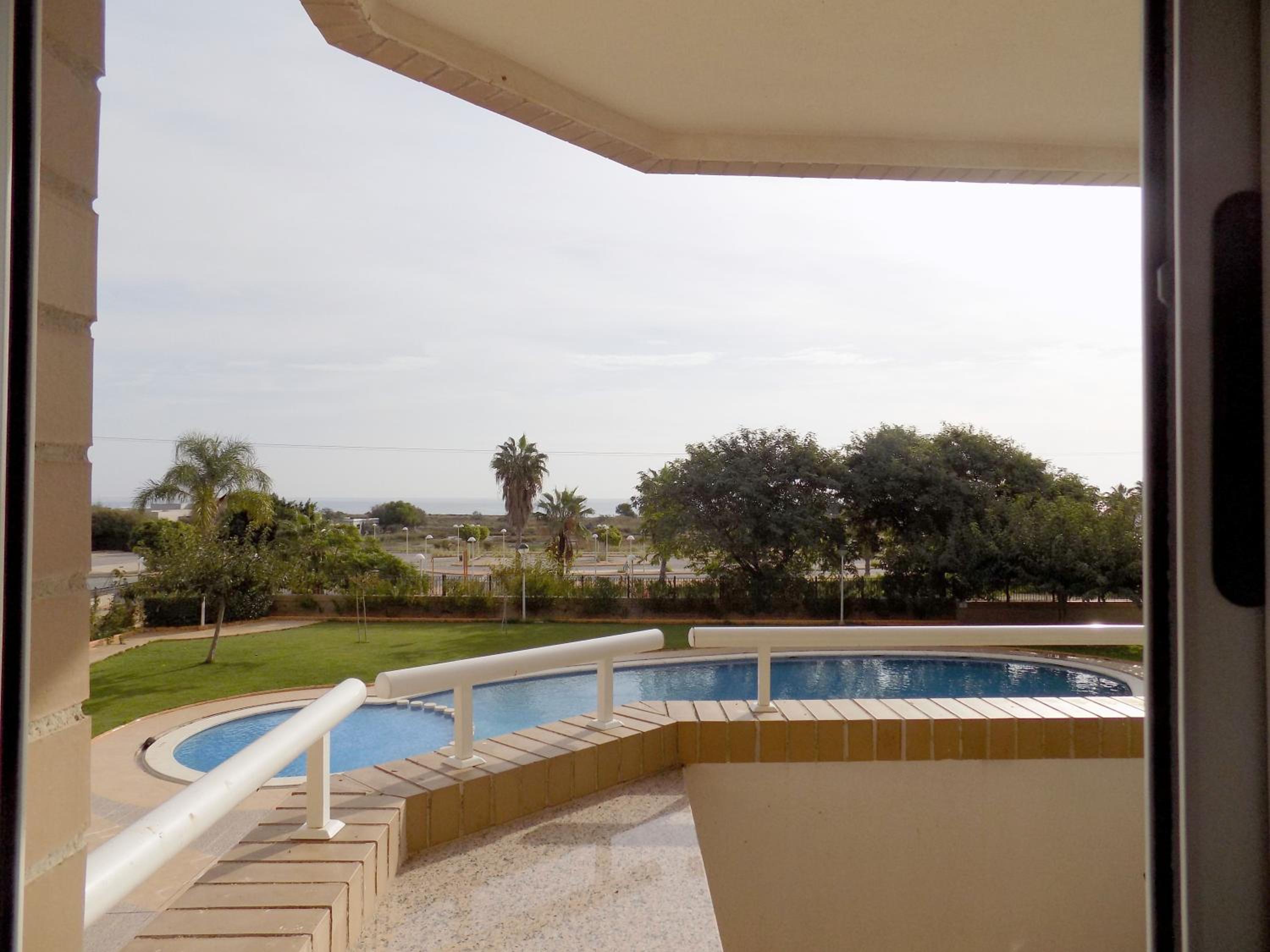 Two-Bedroom Apartment with Terrace and Sea View photo 3