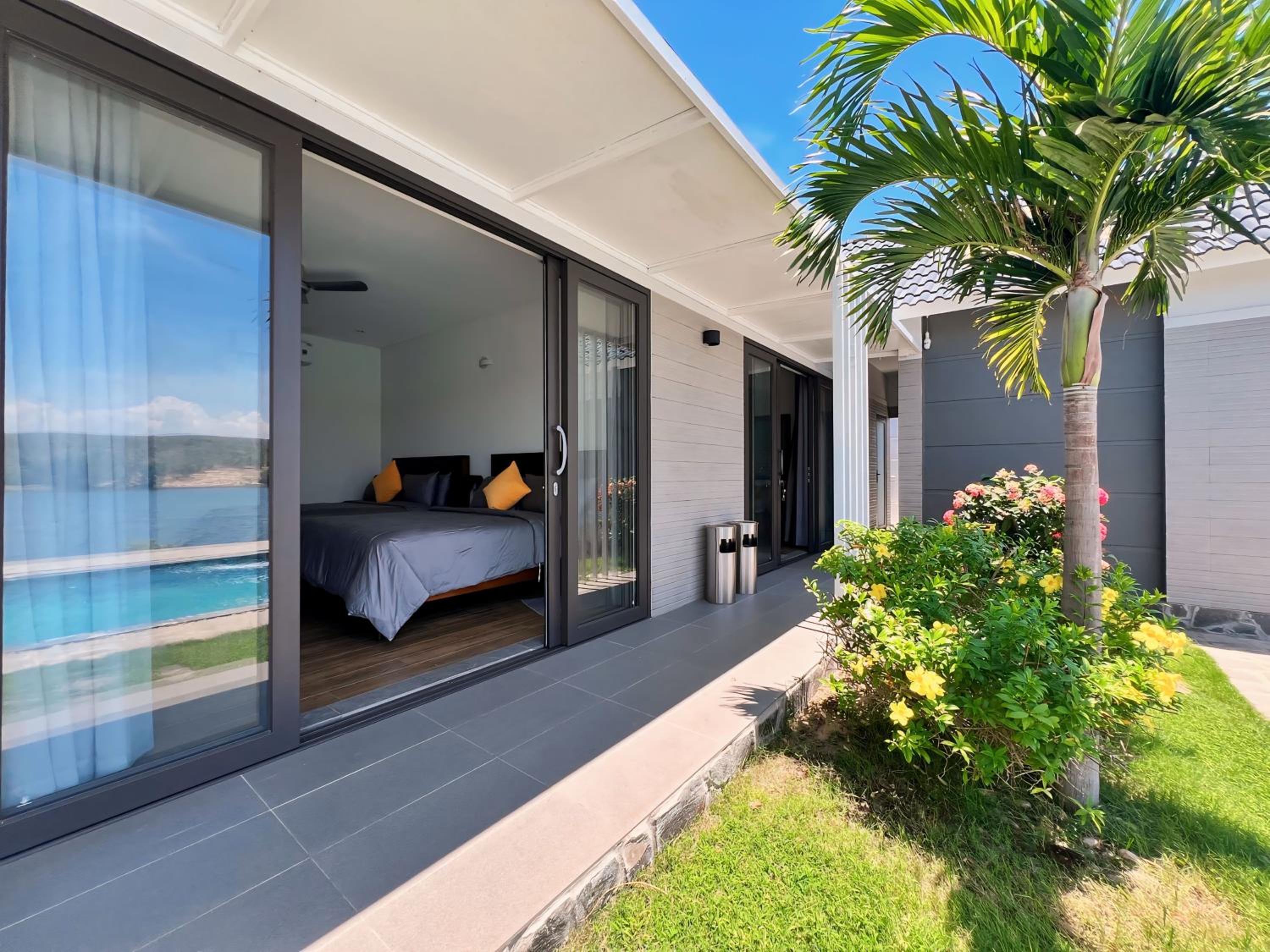Moon Lake Full Villa 6 Bed Rooms photo 1