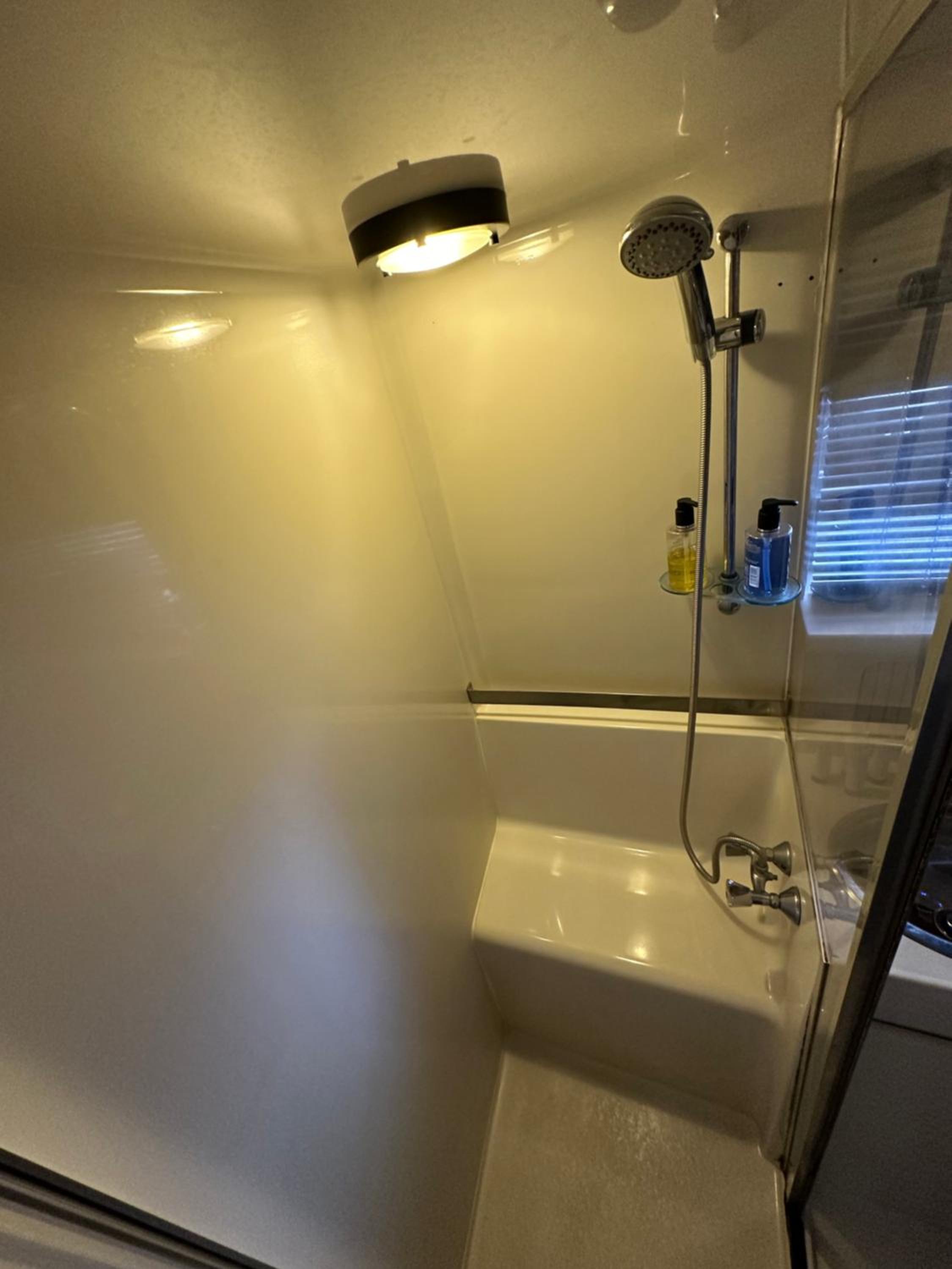 Mobile Home photo 2