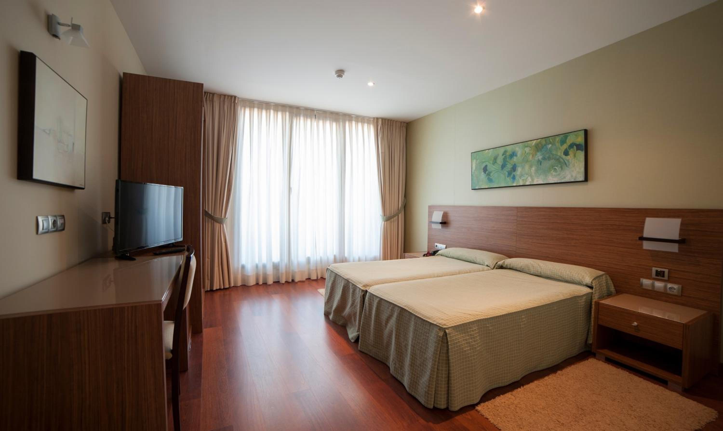 Habitación Estándar con Dos Camas Individuales