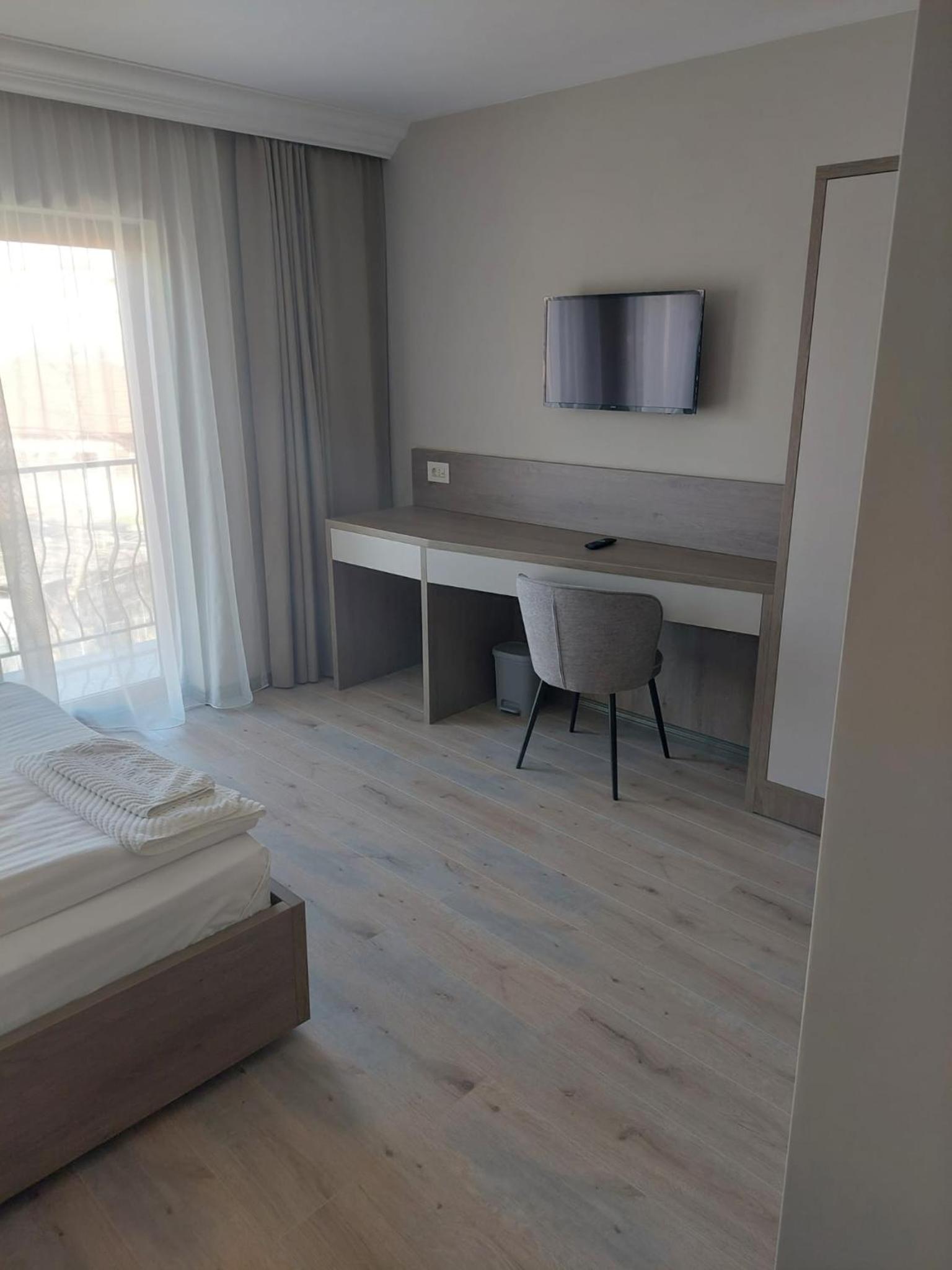 Deluxe Twin Room - Photo 1
