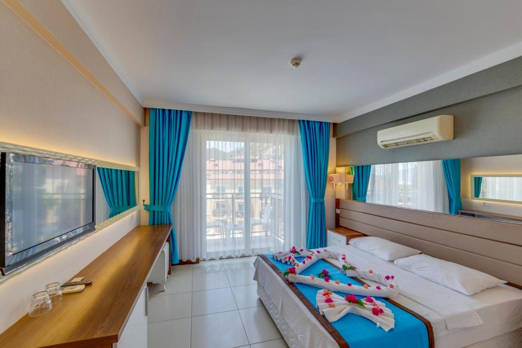 Standard Double Or Twin Room photo 3
