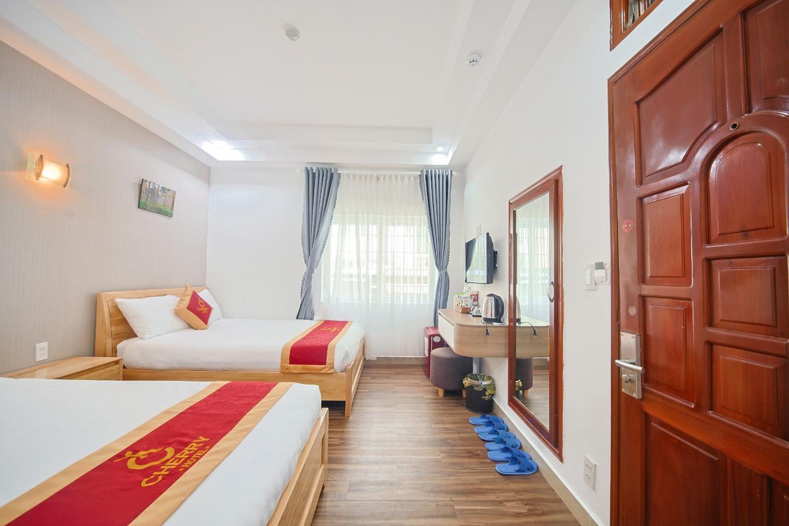 Deluxe Family Room - Photo 8