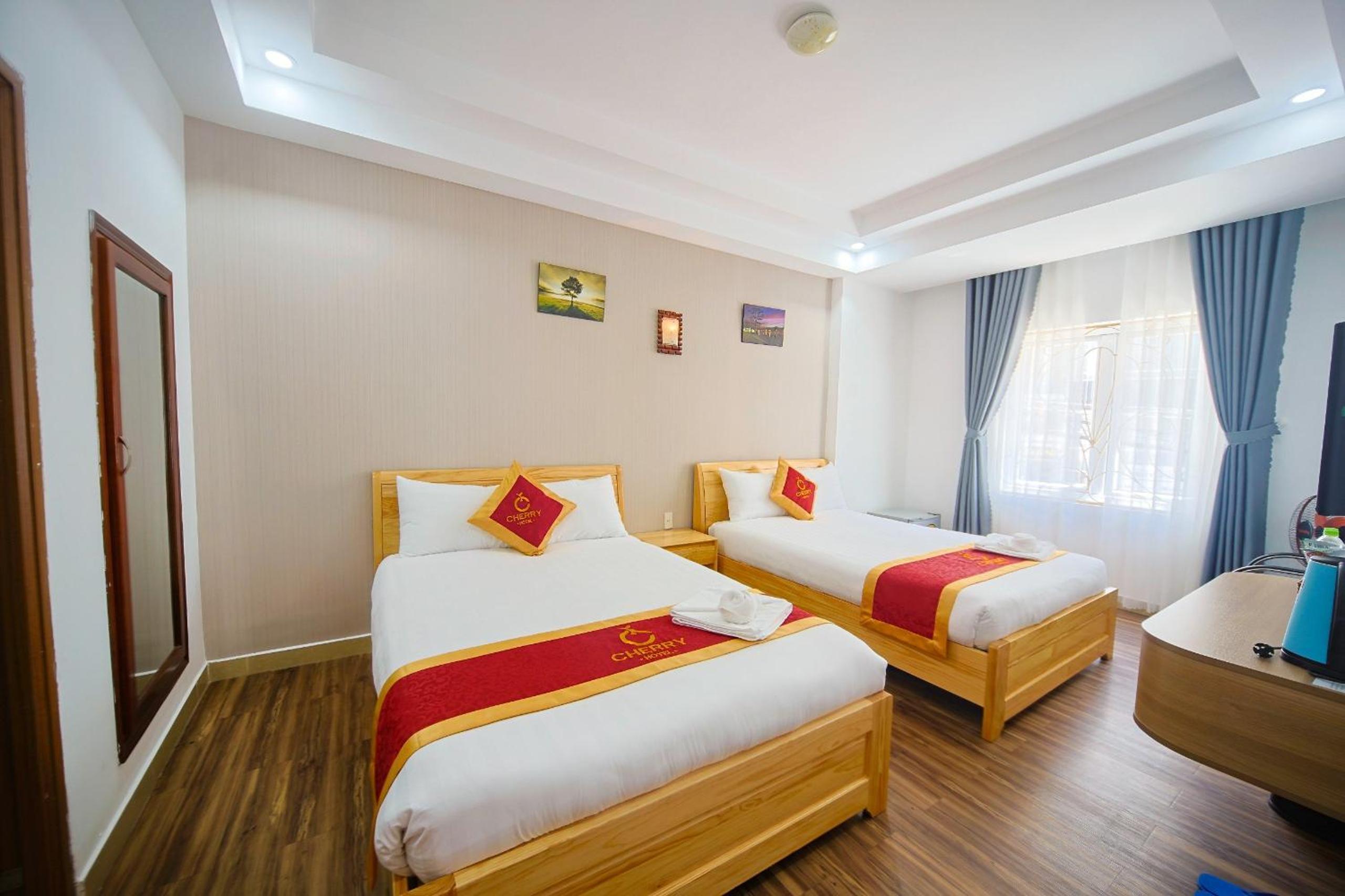 Deluxe Family Room - Photo 7