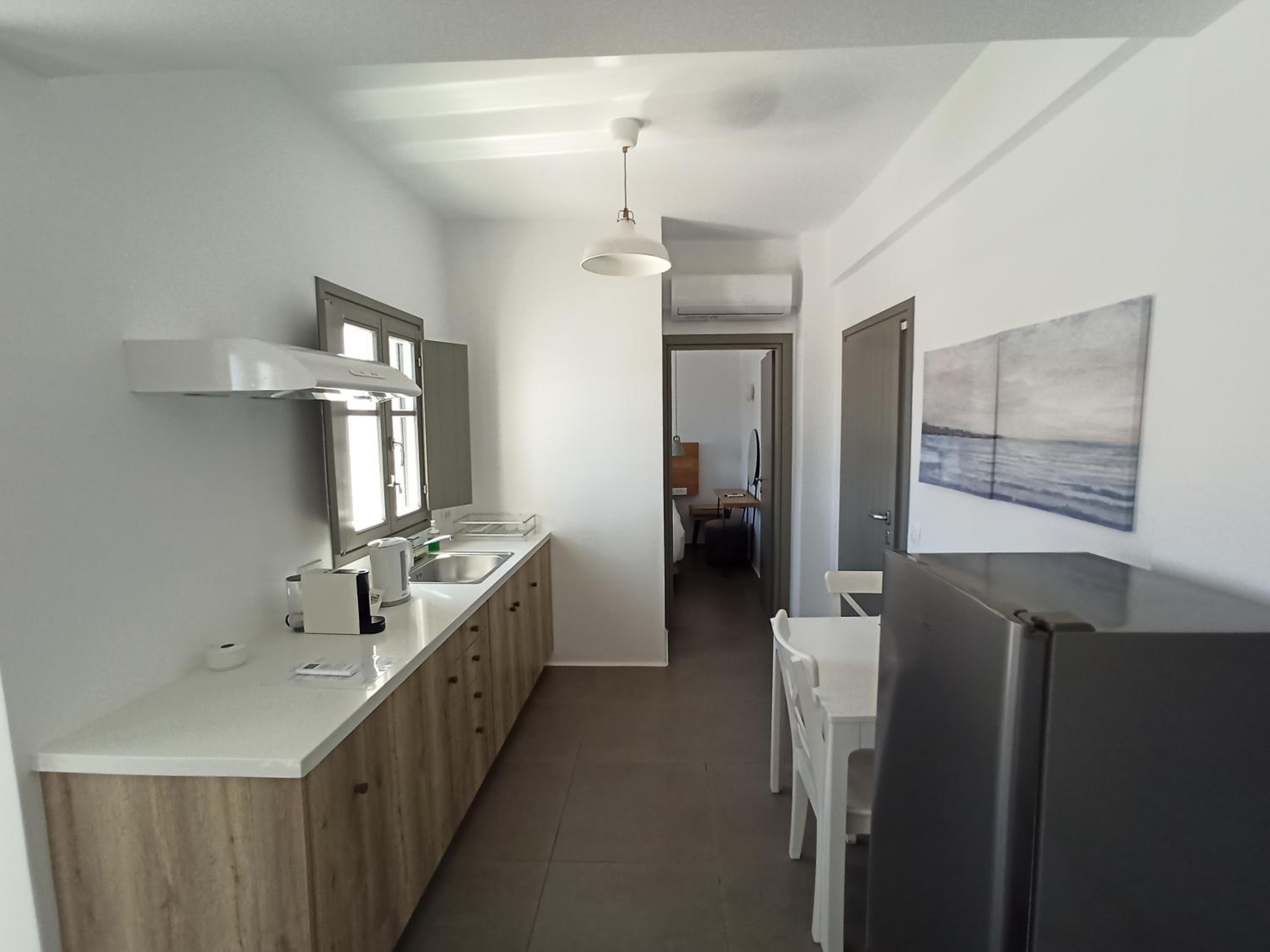 Double or Twin Room without pool access - Photo 23