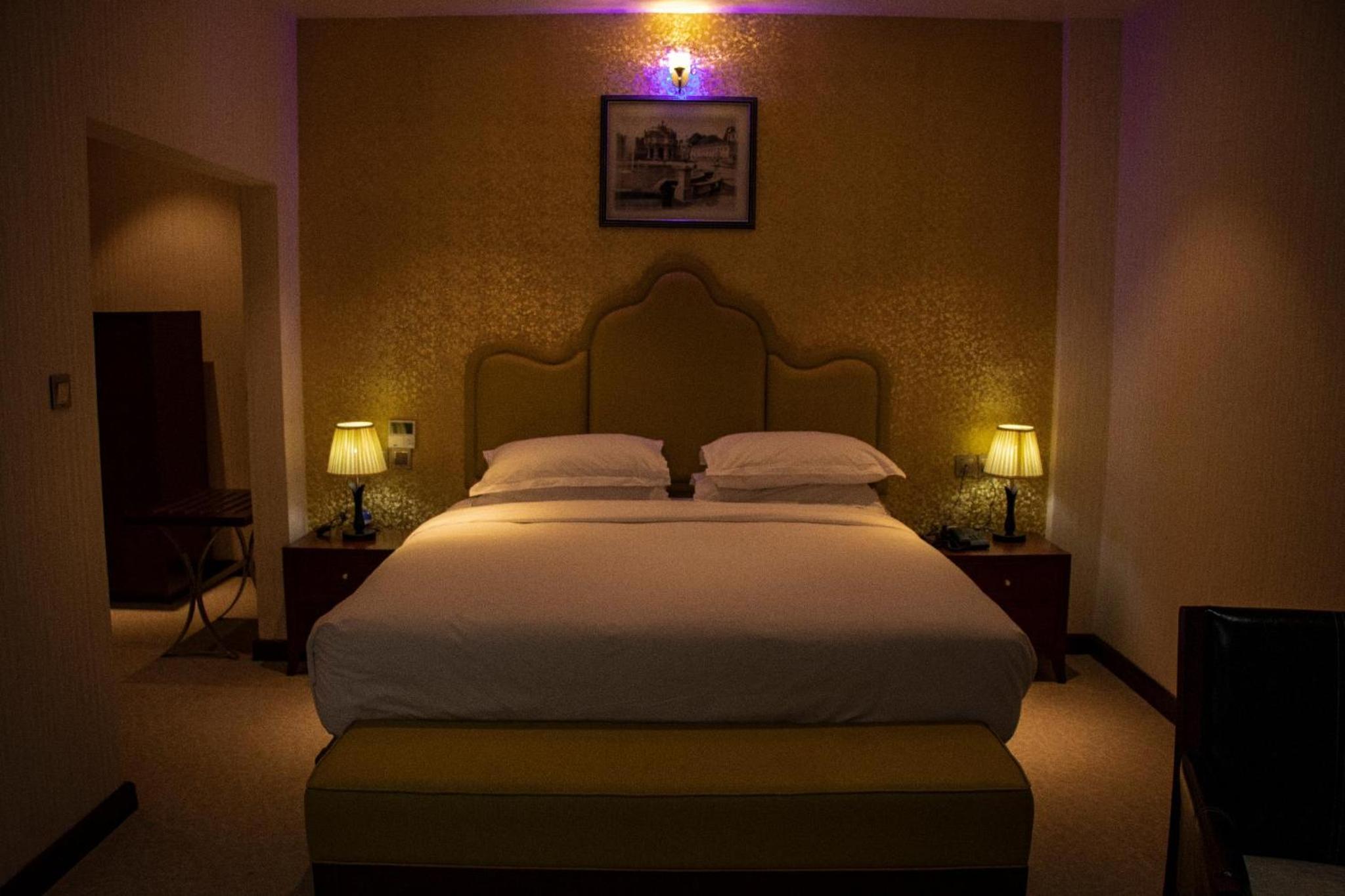 Presidential Suite