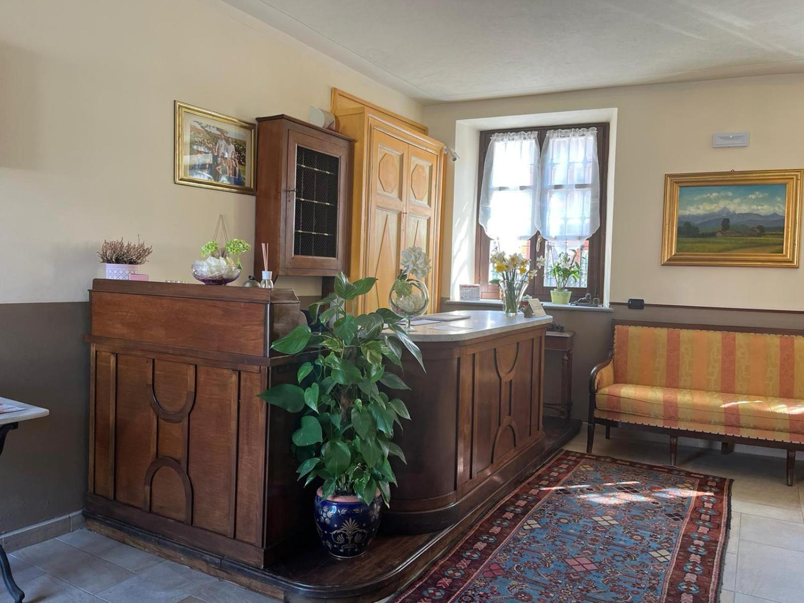 Double or Twin Room - Photo 12